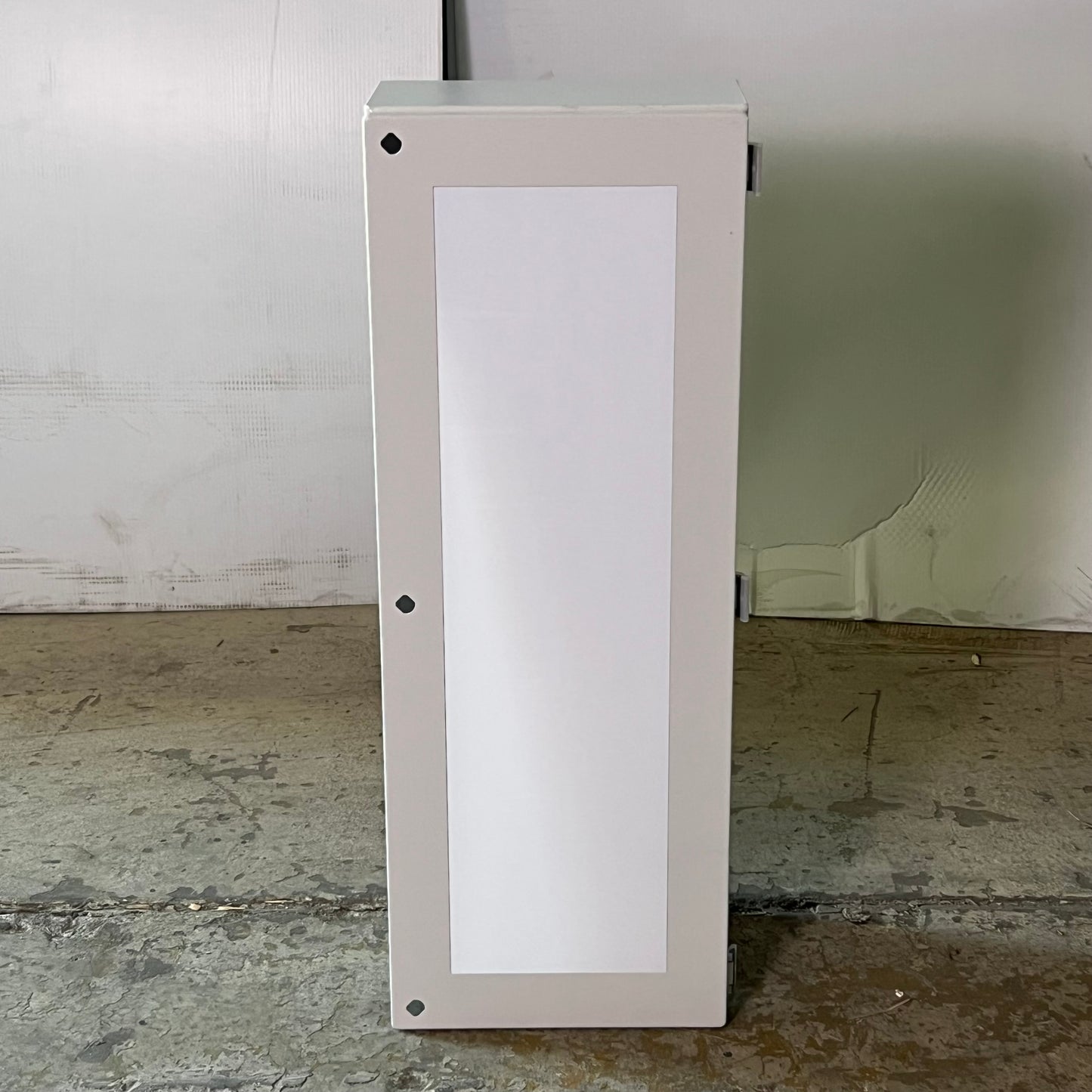 RITTAL Bus Enclosure Sz 12” L x 6” W x 31” H, White KX1613.000