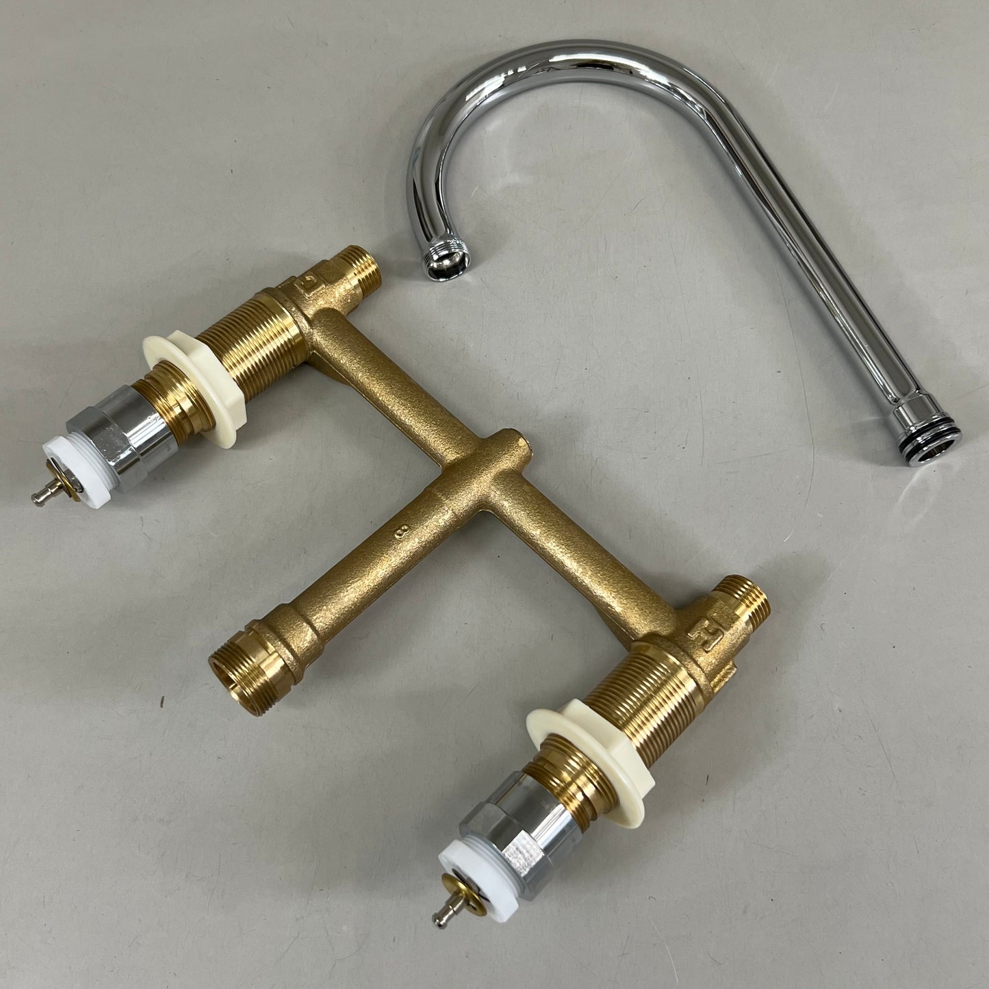 CHICAGO FAUCETS Eco Flow High Arch Kitchen Faucet  Chrome 786-E35-665ABCP