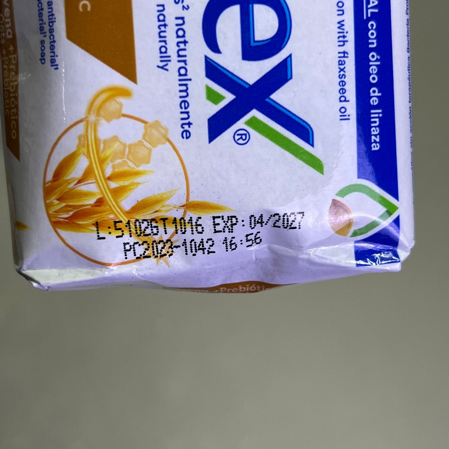 PROTEX (12 PACK) Oats & Flaxseed Oil +Prebiotic Natural Antibac Bar Soap 3.88oz