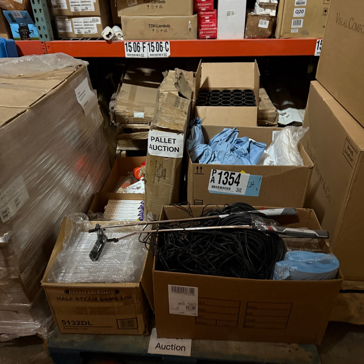 ZA@ Pallet of MIXED Rubber Trim, Plastic Pipes, Coveralls, Broken Putters, & MORE! (AS-IS)