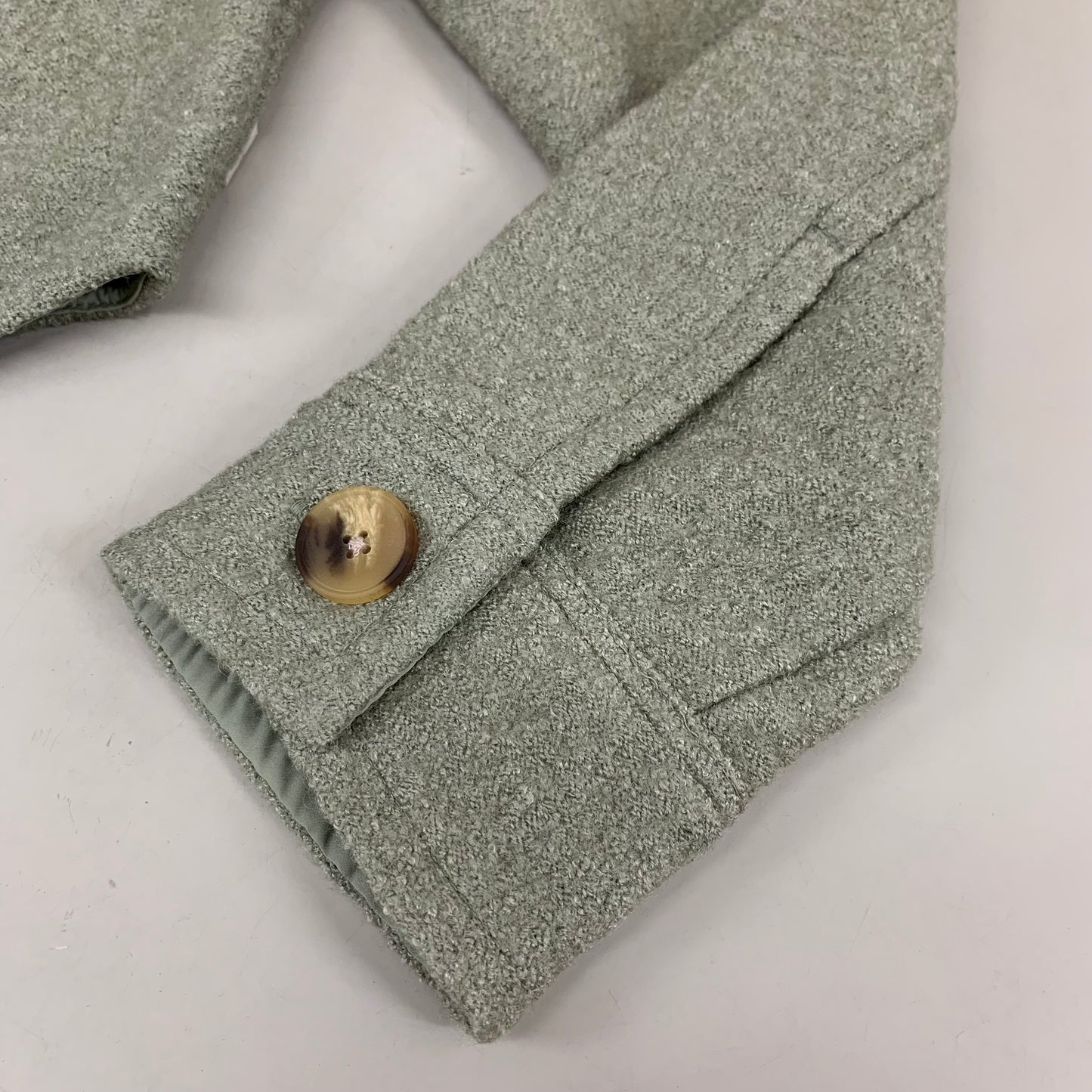 LEVI'S Front Button Cropped Jacket W/ Laydown Collar Women's Medium Tea Green 595450040