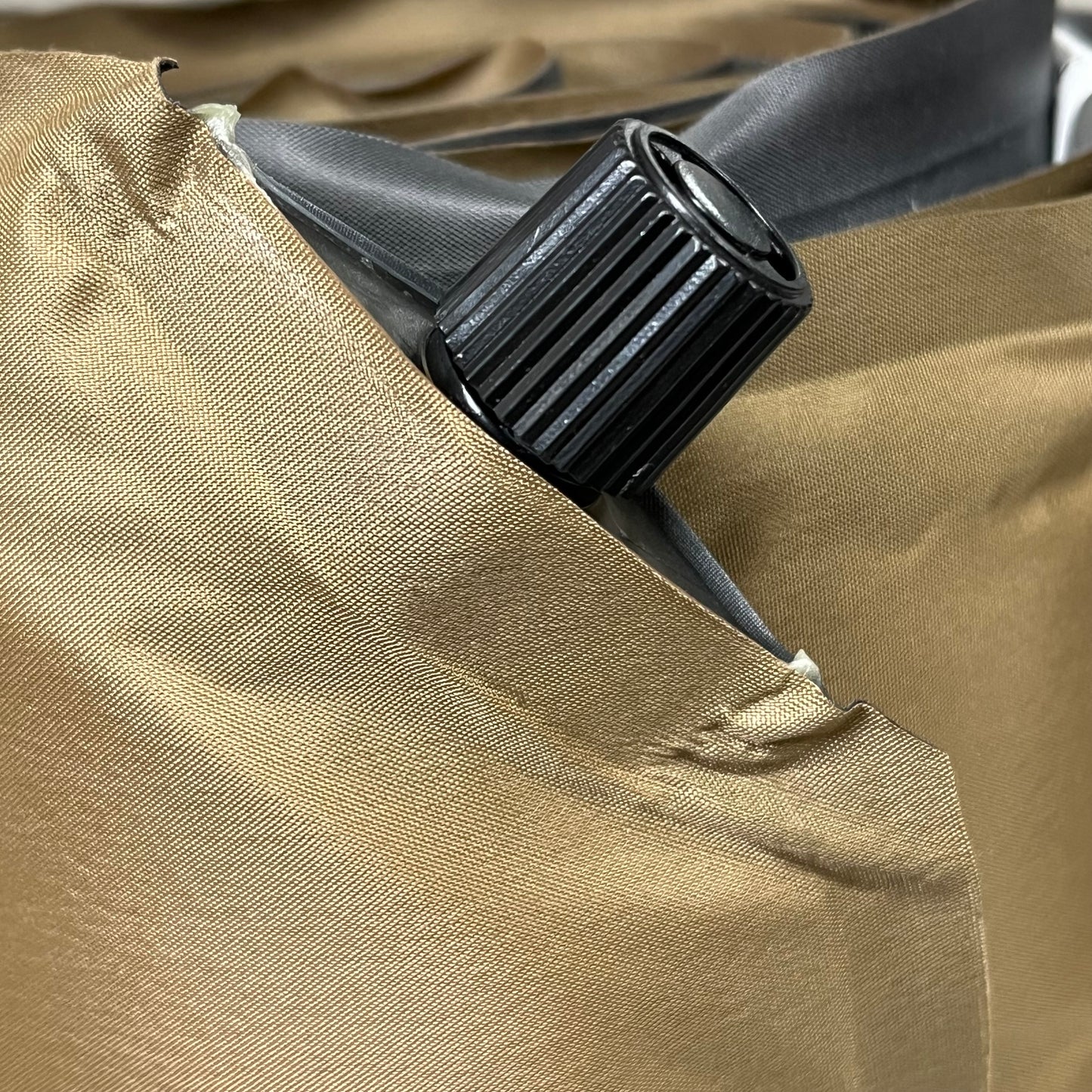 WORLD FAMOUS SPORTS Self Inflating 1" Air Pad w/ Stuff Sack 72"x20"x1" Tan 980