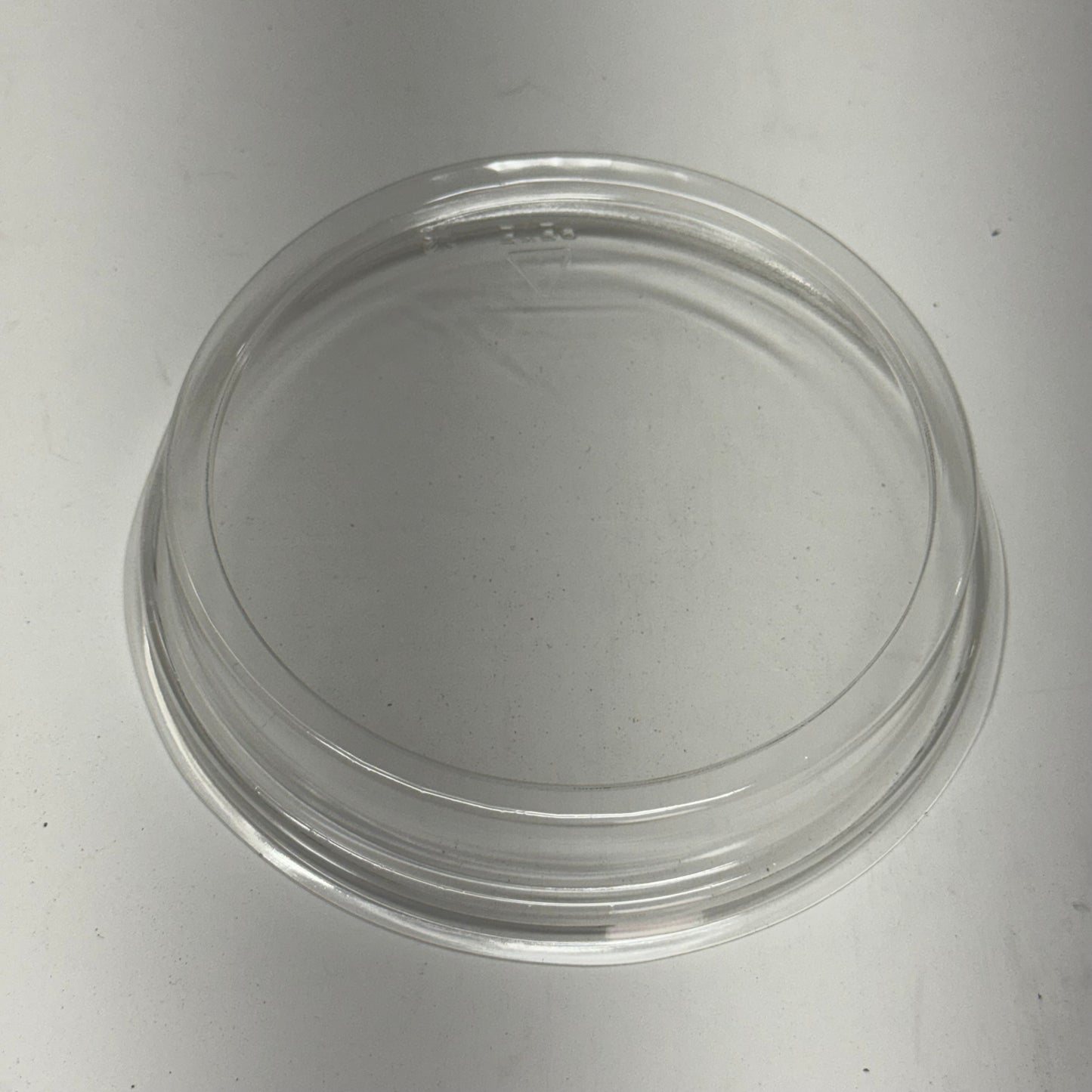 ZA@ SOLUT (720 PACK) Round Smooth Wall Dome Lid Sz 4.87" x 0.94" 00117-0720