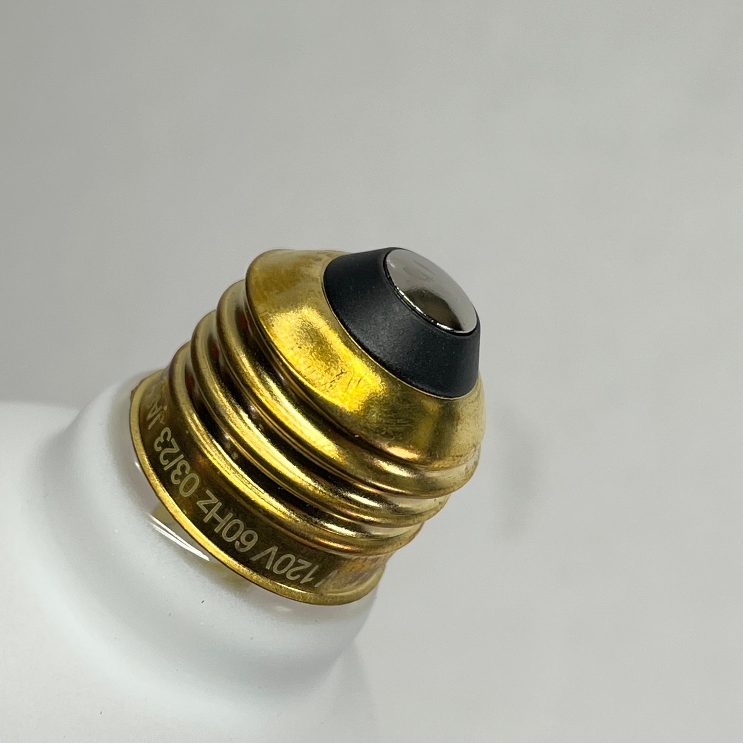 TALA Sphere II Led Light Bulb E 26 2000-2800K 15000 hrs Dim To Warm Matte White