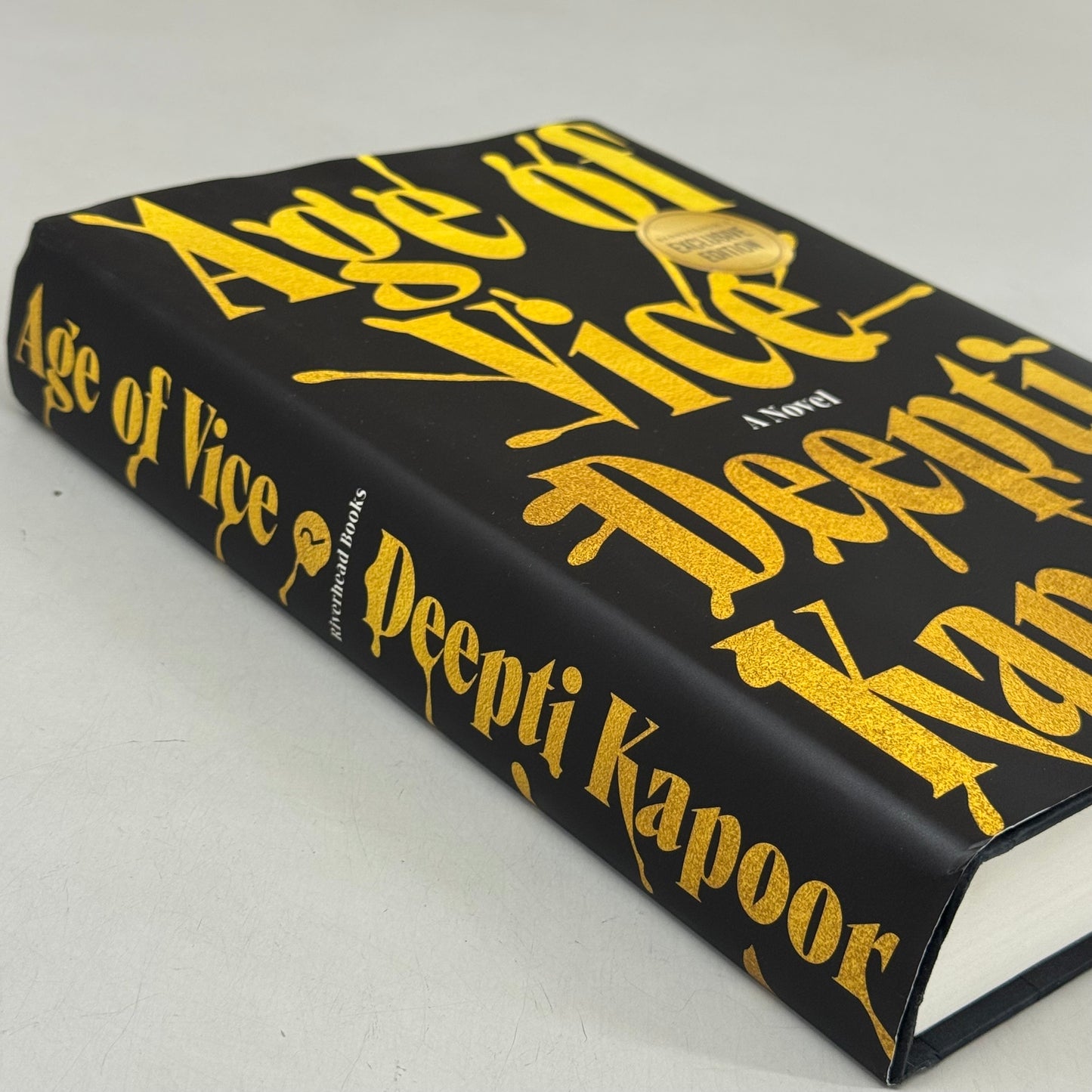 PENGUIN RANDOM HOUSE Deepti Kapoor; Age Of Vice Exclusive Edition 560 Pages