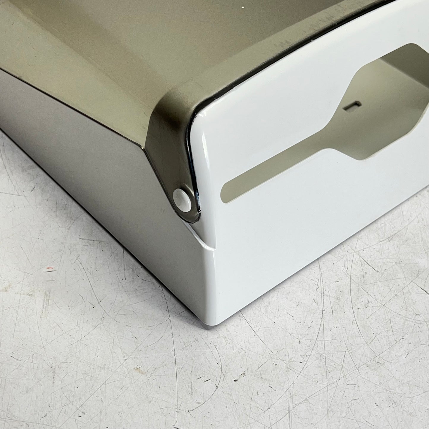 GEN  Folded Towel Dispenser 11" X 4 1/2" X 14" Holds 600 Towels Smoke GEN1608