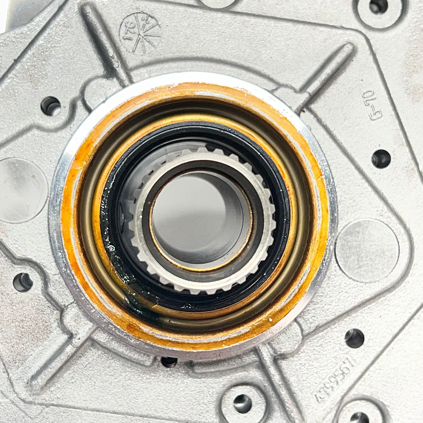 TRANSMAXX Pump Assembly for Dodge, Jeep & Mitsubishi Models R72500