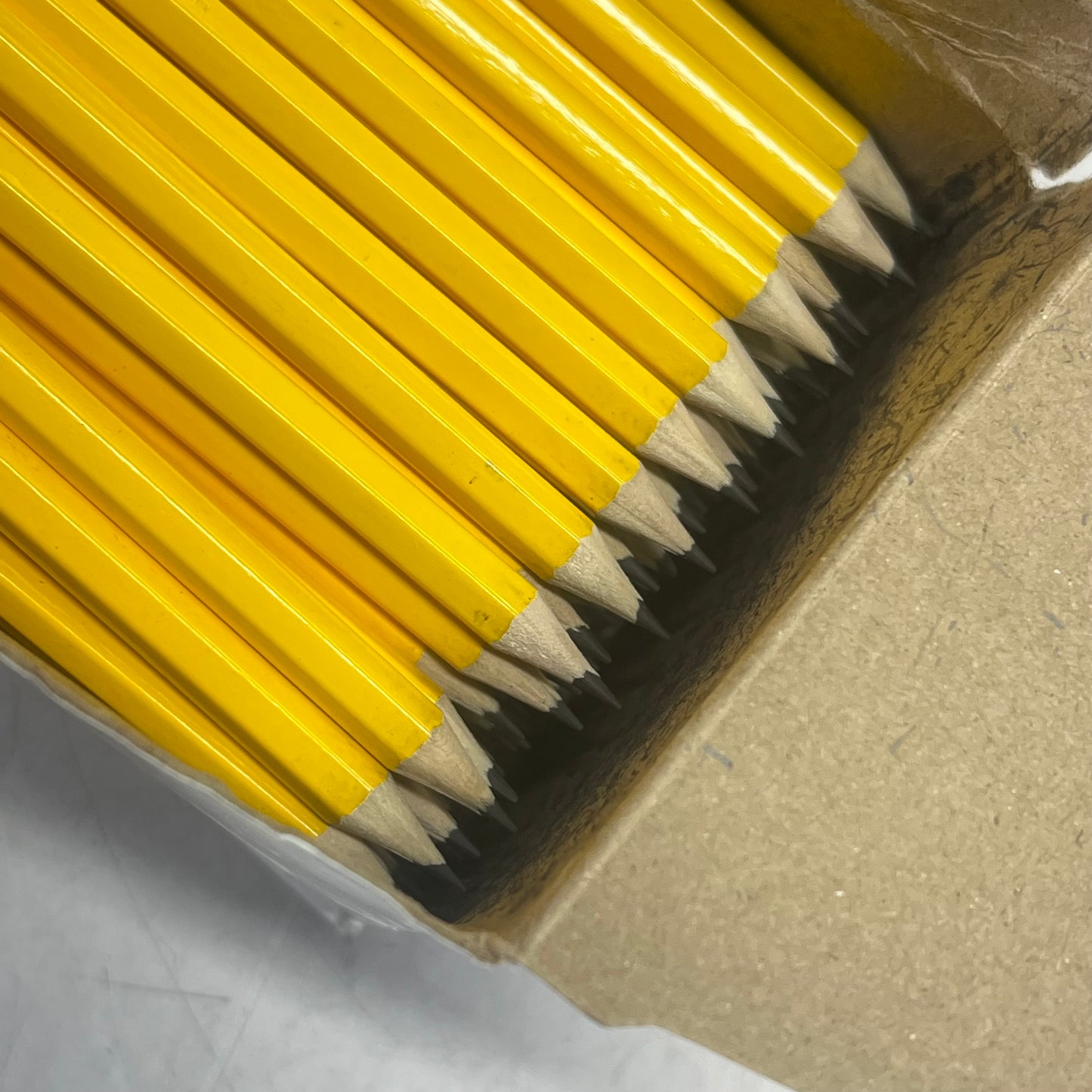 ZA@ STAEDTLER (144 PACK) Woodcased Pre-sharpened Pencils 2MM Yellow #2HB