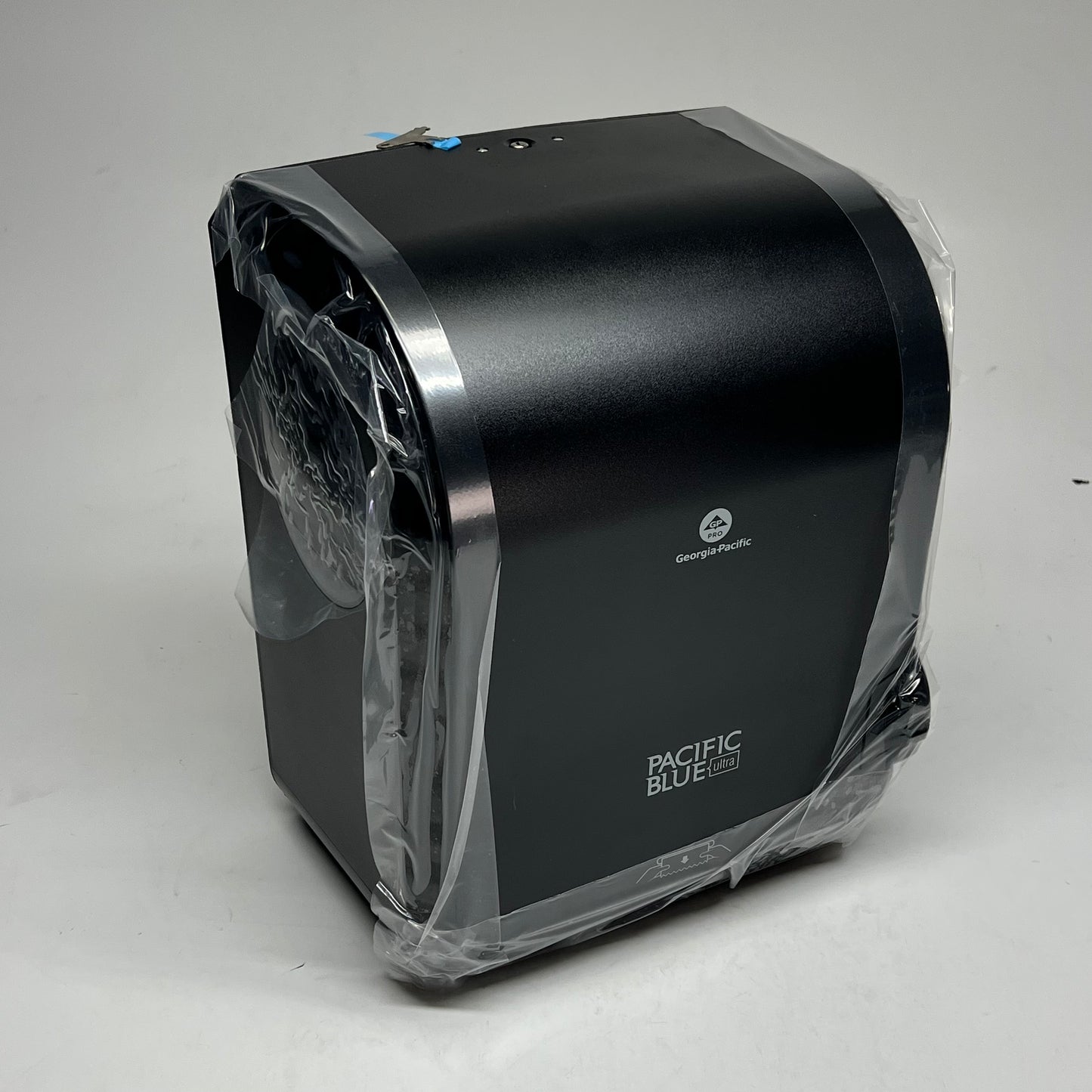 PACIFIC BLUE Ultra Mechanical Towel Dispenser 12.9"x16"x9" Black 59589
