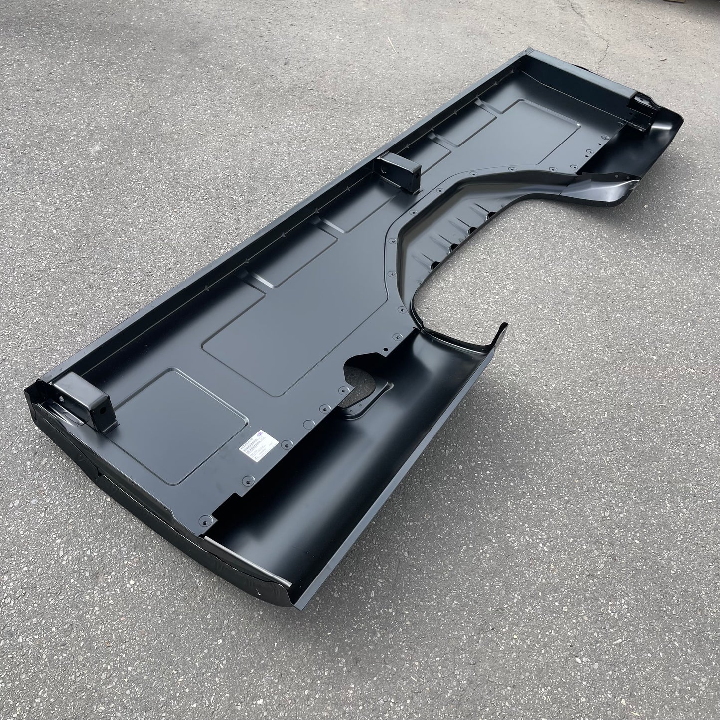 ZA@ Pallet of CHL Right Bedside Fleetside For Chevy/GMC Pickup 1979-1987 Black LG-60-057/RH (AS-IS)