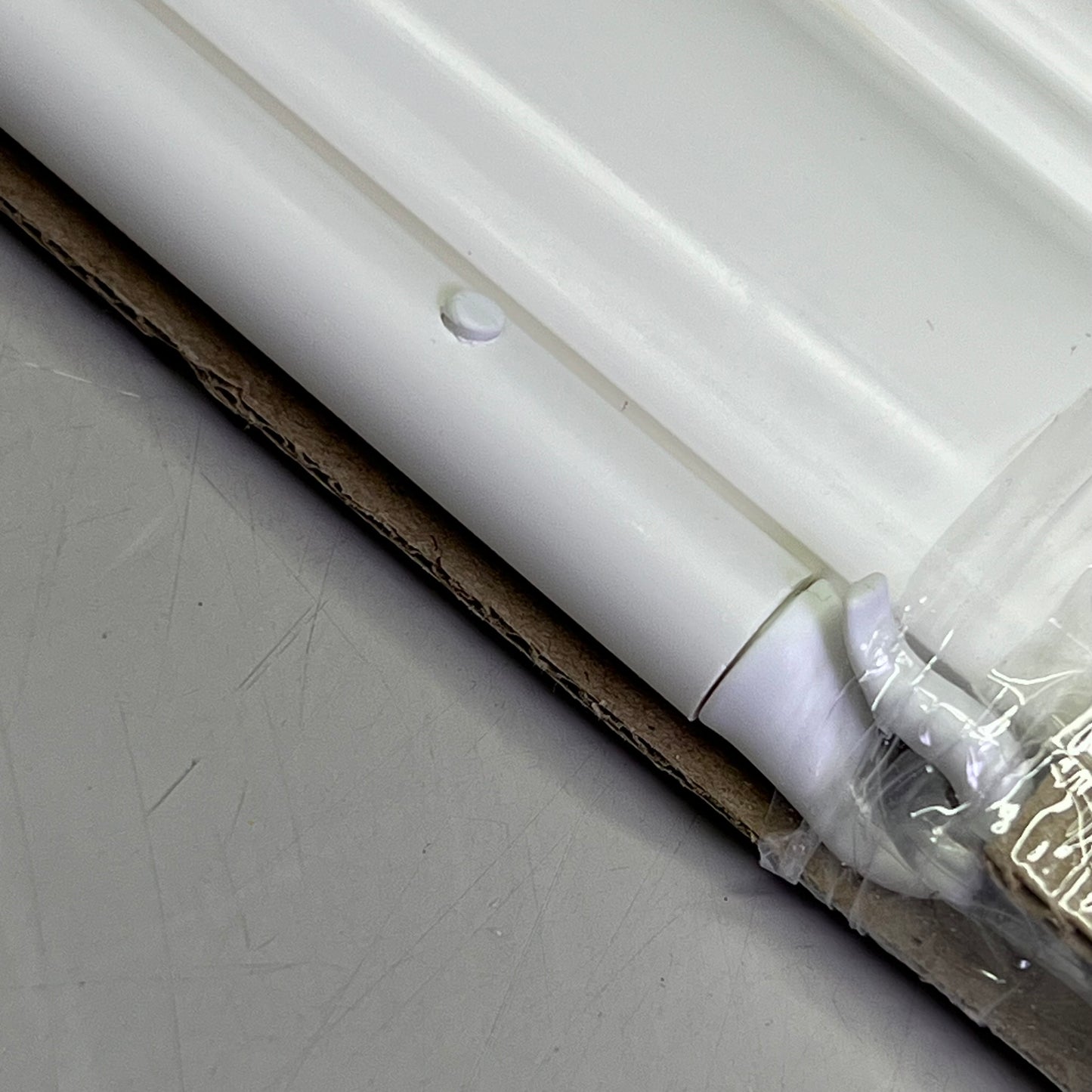 HOME DECORATORS COLLECTION Cordless Faux Wood Blinds 2.5"x 35"Wx48"L White