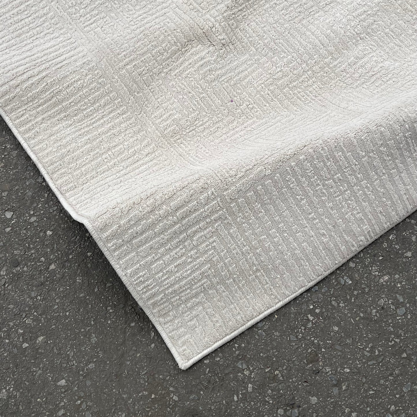 ZA@ NOURISON & HOME  Arctic Area Rug Low Pile 7' x 9' Ivory 1811816 (Return)