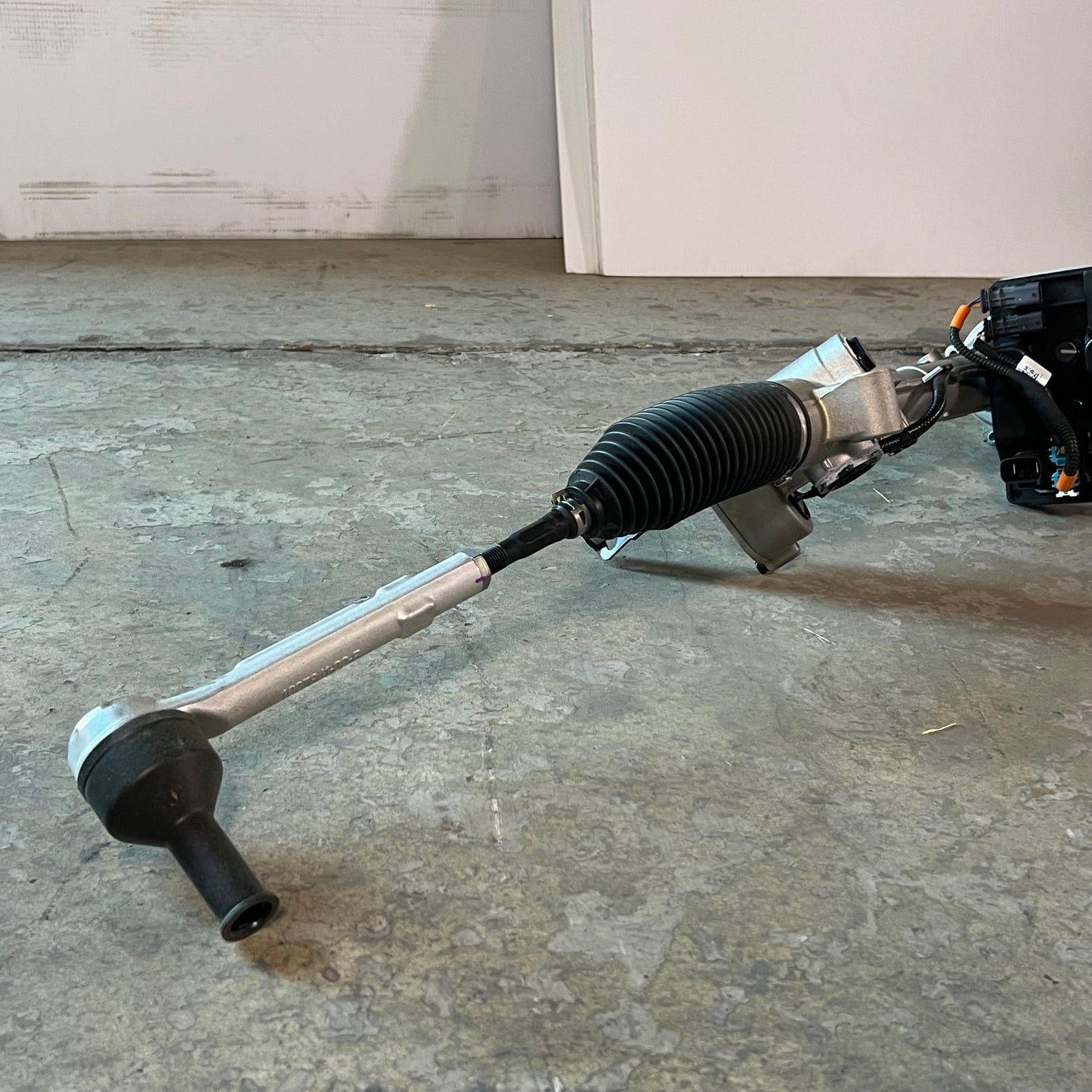 TESLA Electric Power Steering Rack Sz 60" L, Silver & Black 107080100F