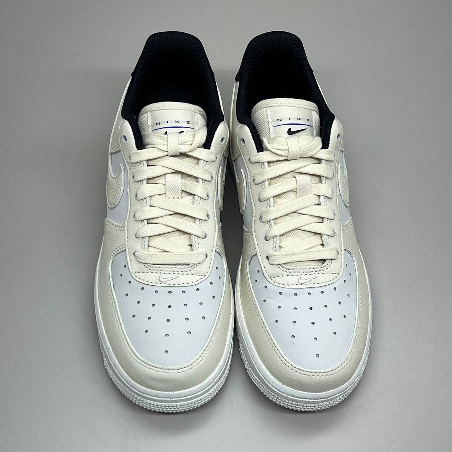 NIKE Air Force 1 07' LX Leather Sz Women's 7 Sail/Coconut Milk-Black DZ2708 101