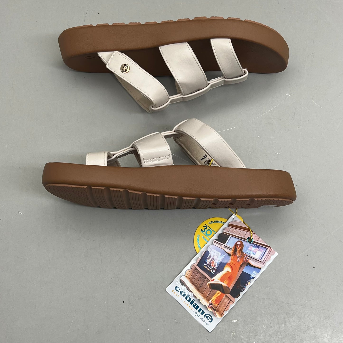 COBIAN Amalfi Synthetic Leather W/ Microfiber Lining Sandals Women's Sz 10, 41 EU Cream AMA25-110-10