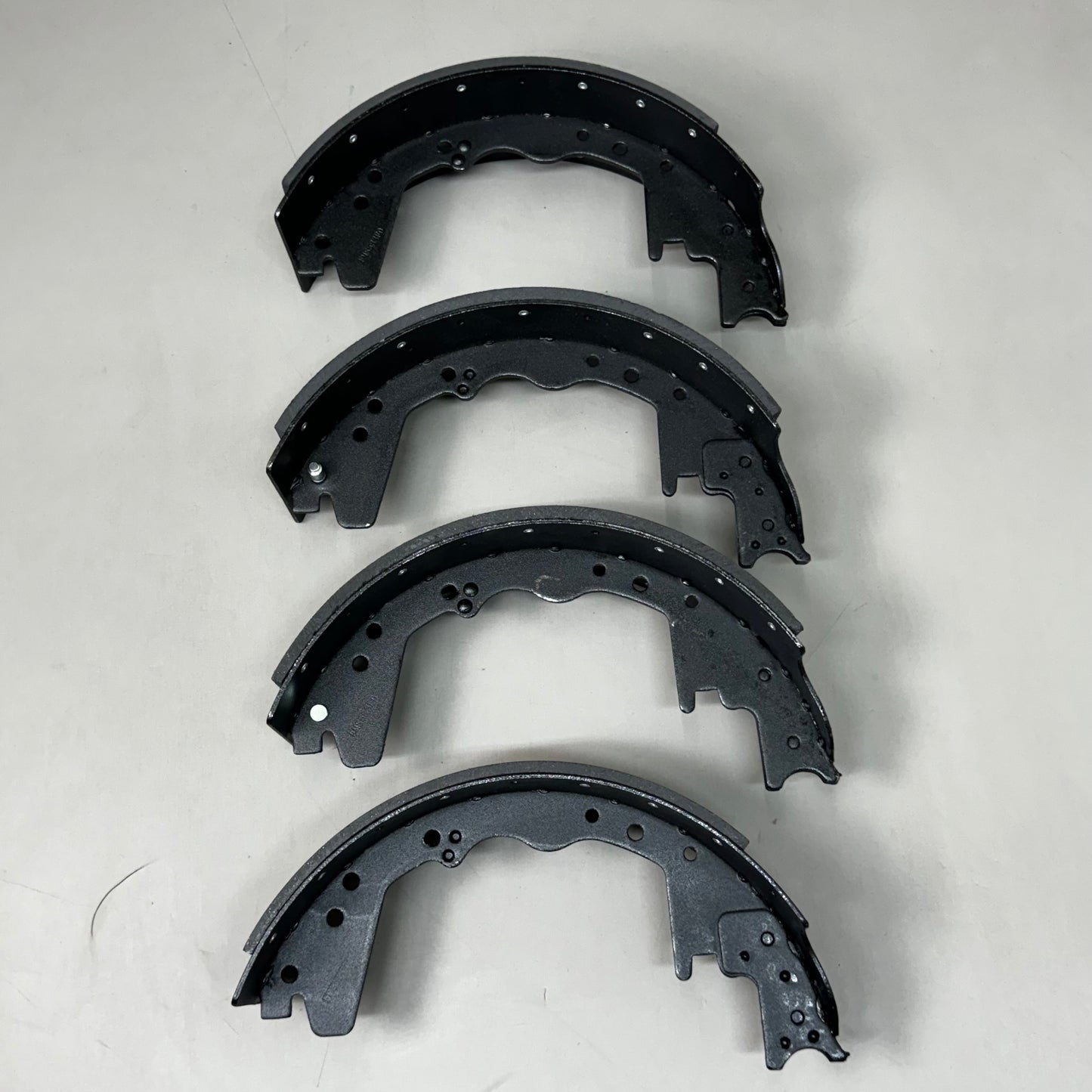 WAGNER QS Ceramic Disc Brake Shoes Set 11 1/2" x 6 1/2" Black Z583R