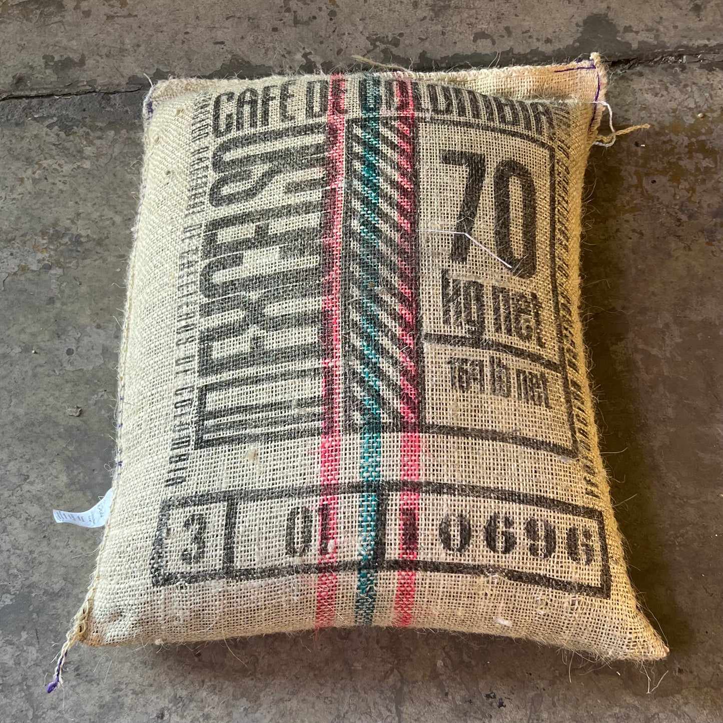 FEDERACION NACIONAL DEL CAFE Green Coffee Beans From Colombia 154 lb Bag