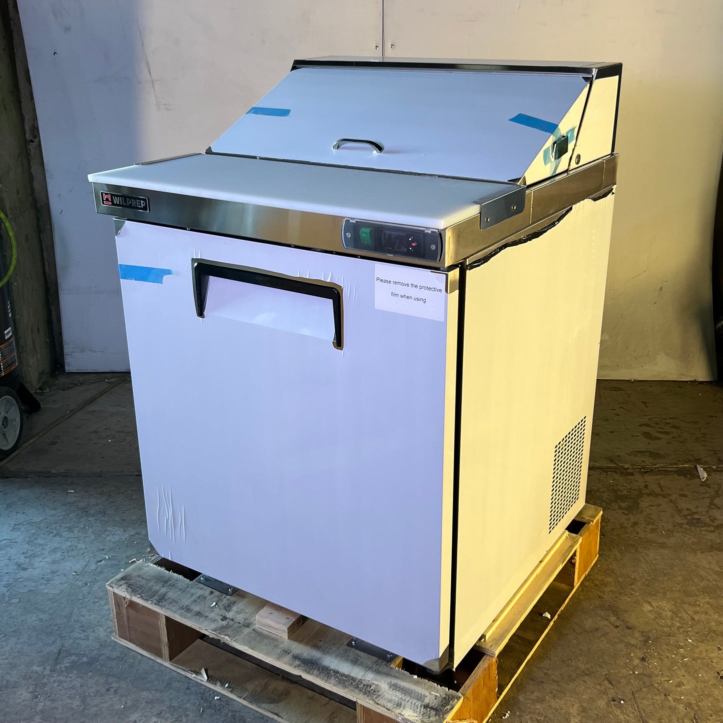 WILPREP 29" Single Door Commercial Salad Prep Table Refrigerator TSSU-29T