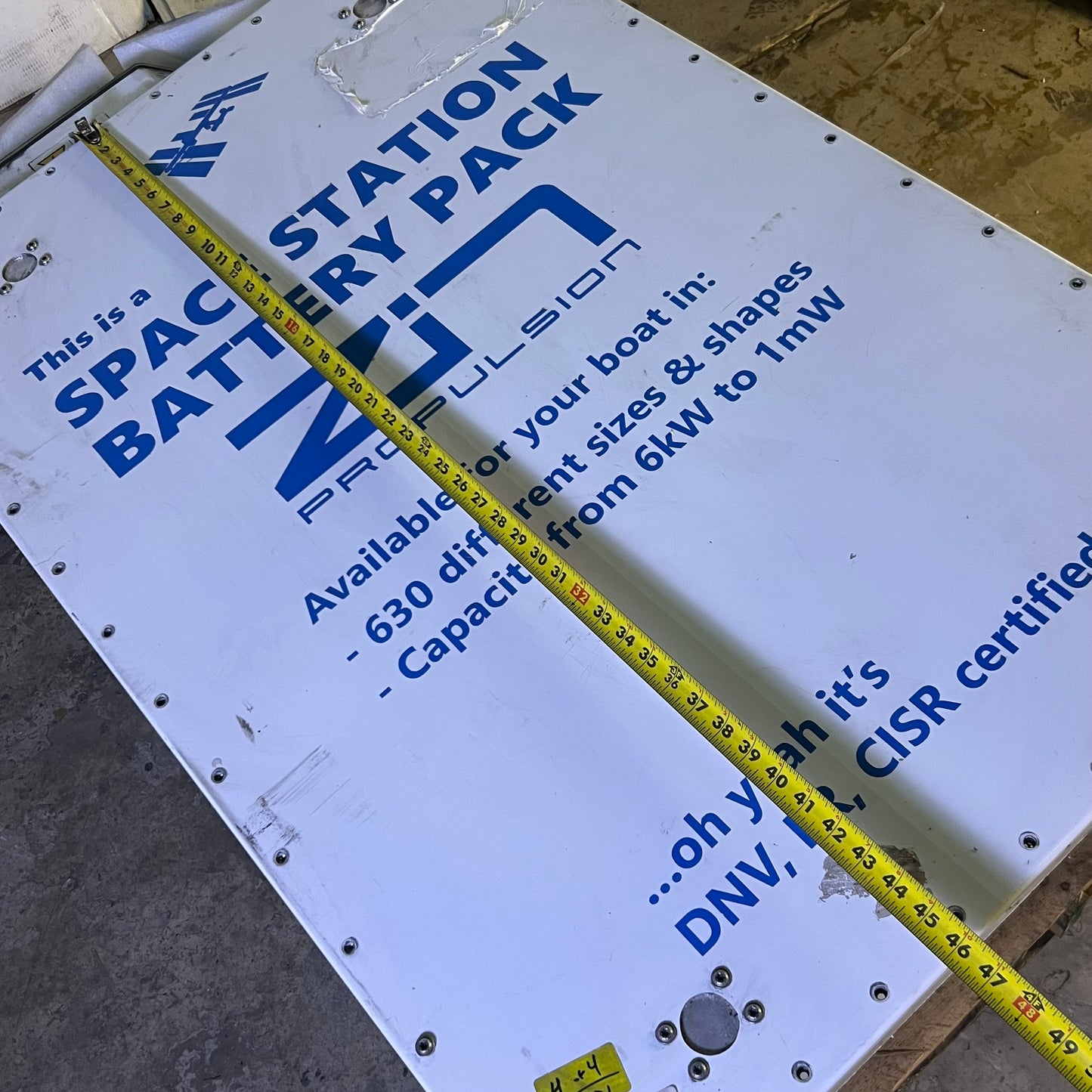 ZA@ Pallet of ZIN BOATS  Electric Boating Space Station 31"W x 17"L x 46"H White (Used, Battery not Included)