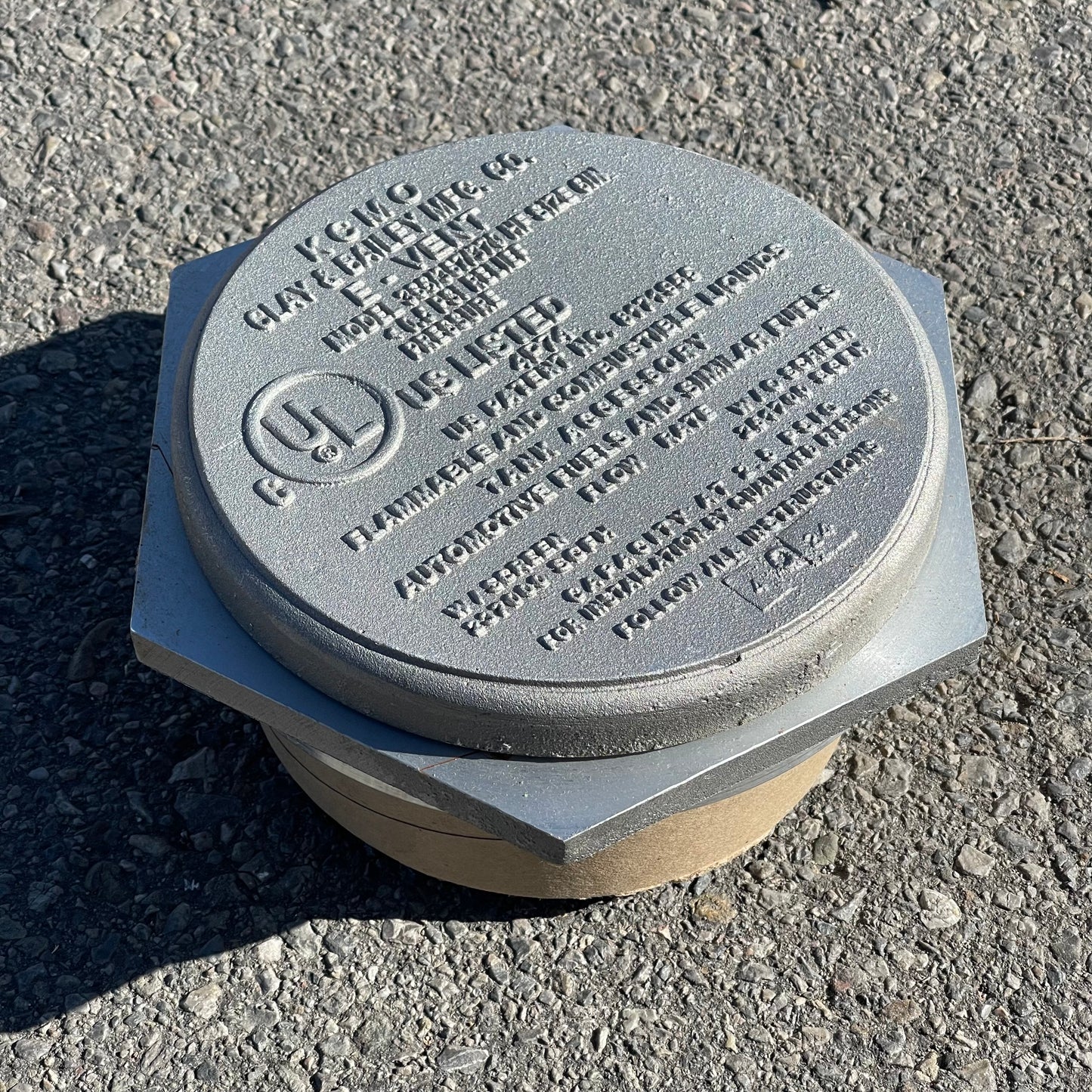 ZA@ Pallet of CLAY & BAILEY Flammable & Combustible Liquids Tank Accessory 366/367/370 HF (AS-IS)