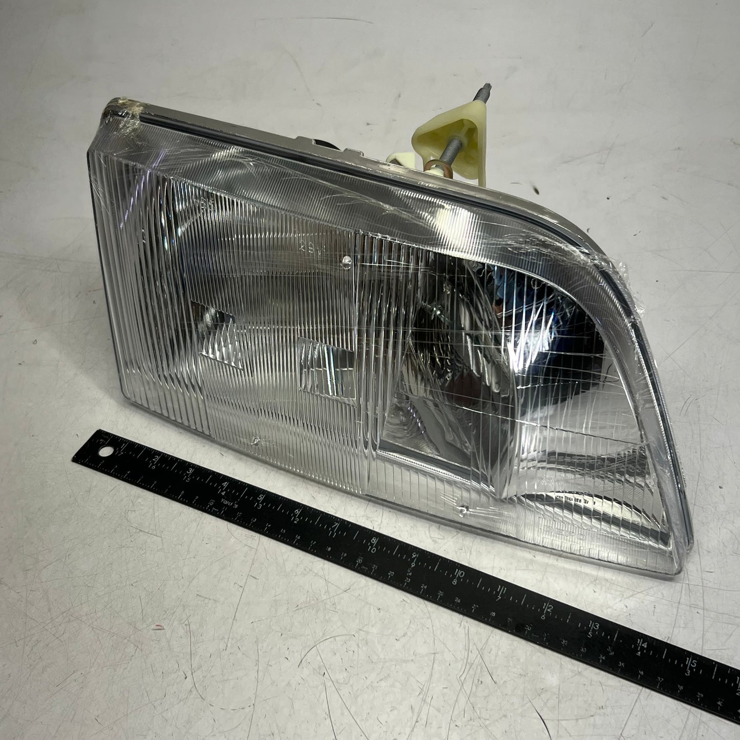 FLEETRITE Head Lamp 14.5"L x 7"H Clear FLTHLBBR