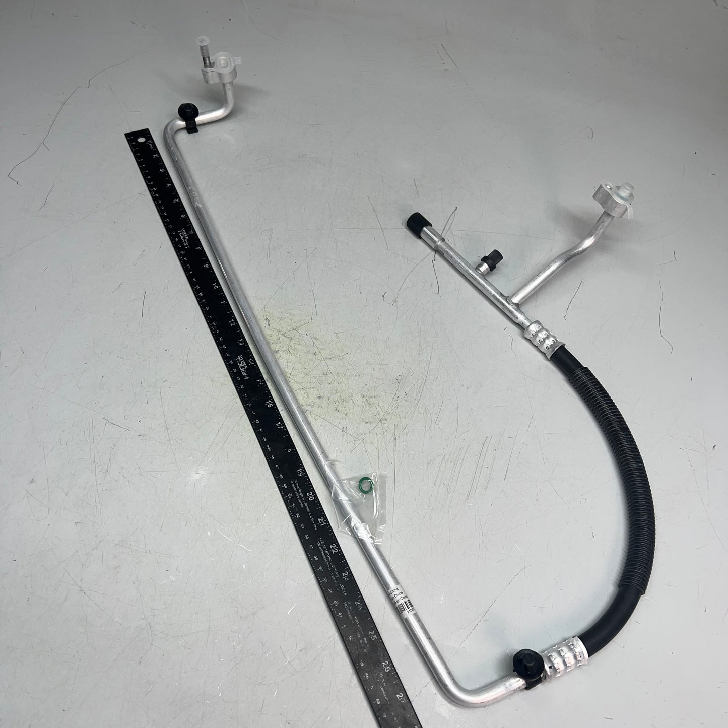 FOUR SEASONS A/C Refrigerant Hose Assembly For Ford Vehicle Models 55888