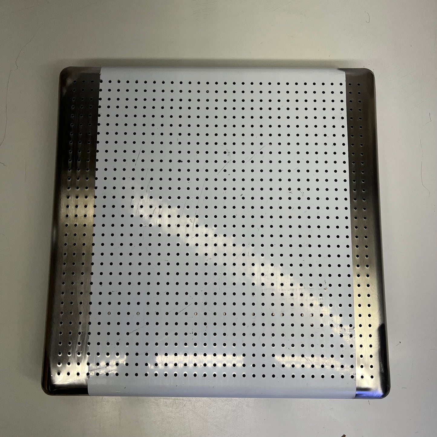 REGANCY 304 Stainless Steel Perforated Basket 19.5"x19.5"x4" 600RSSB20 (As-is)