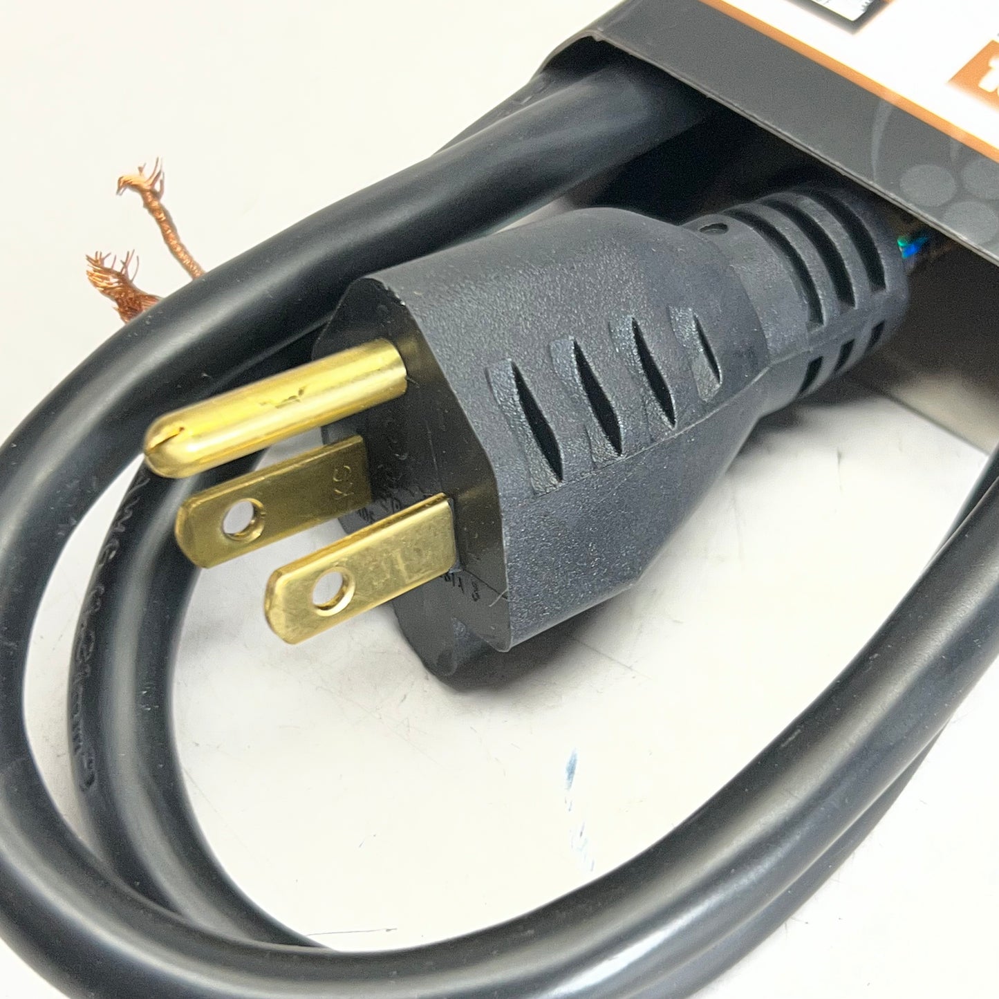 SOUTHWIRE Prong Black Universal appliance Appliance Power Cord 13A Sz 6ft, 9706SW8808