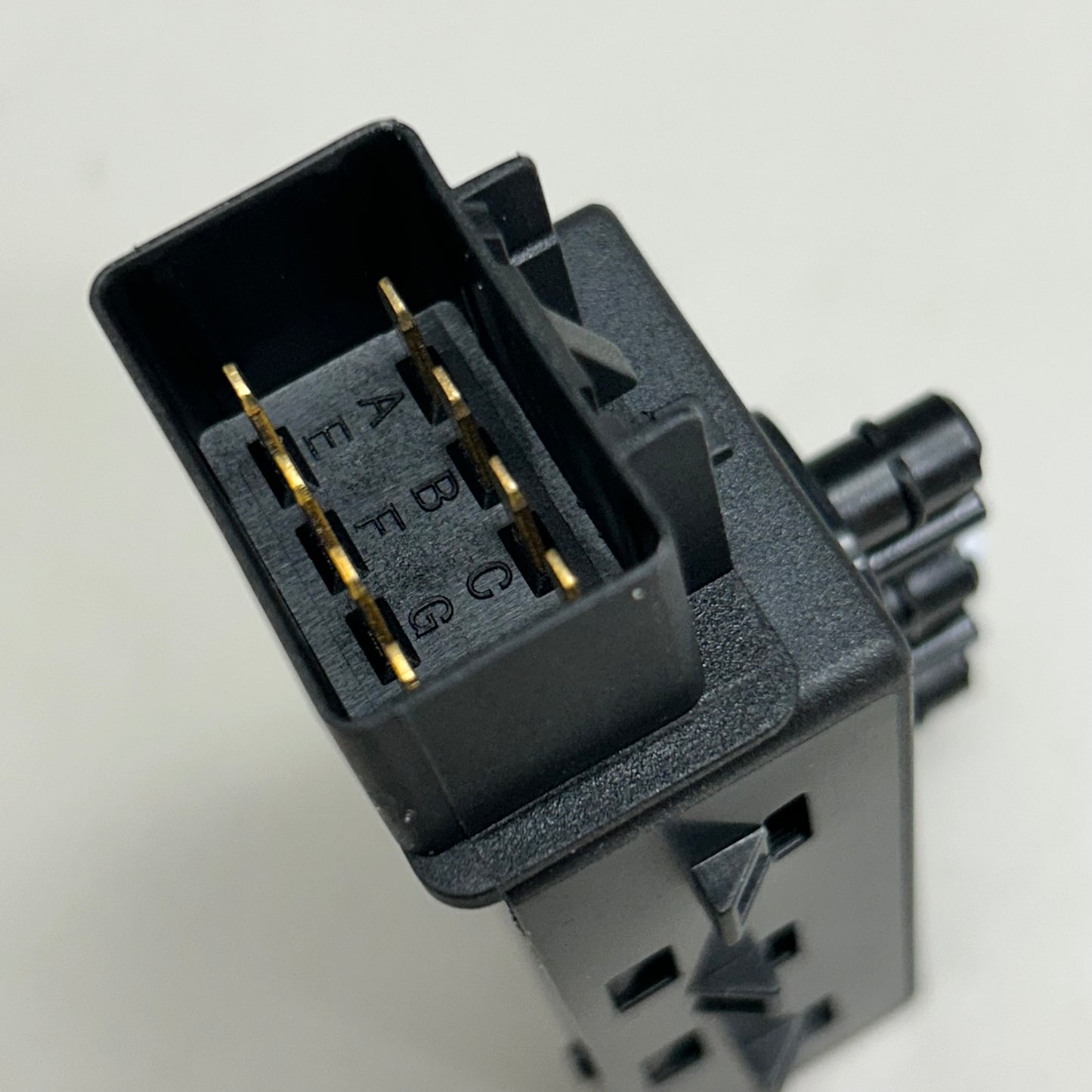 CARQUEST Seat Switch Interruptor Button Replacement Part STA1002