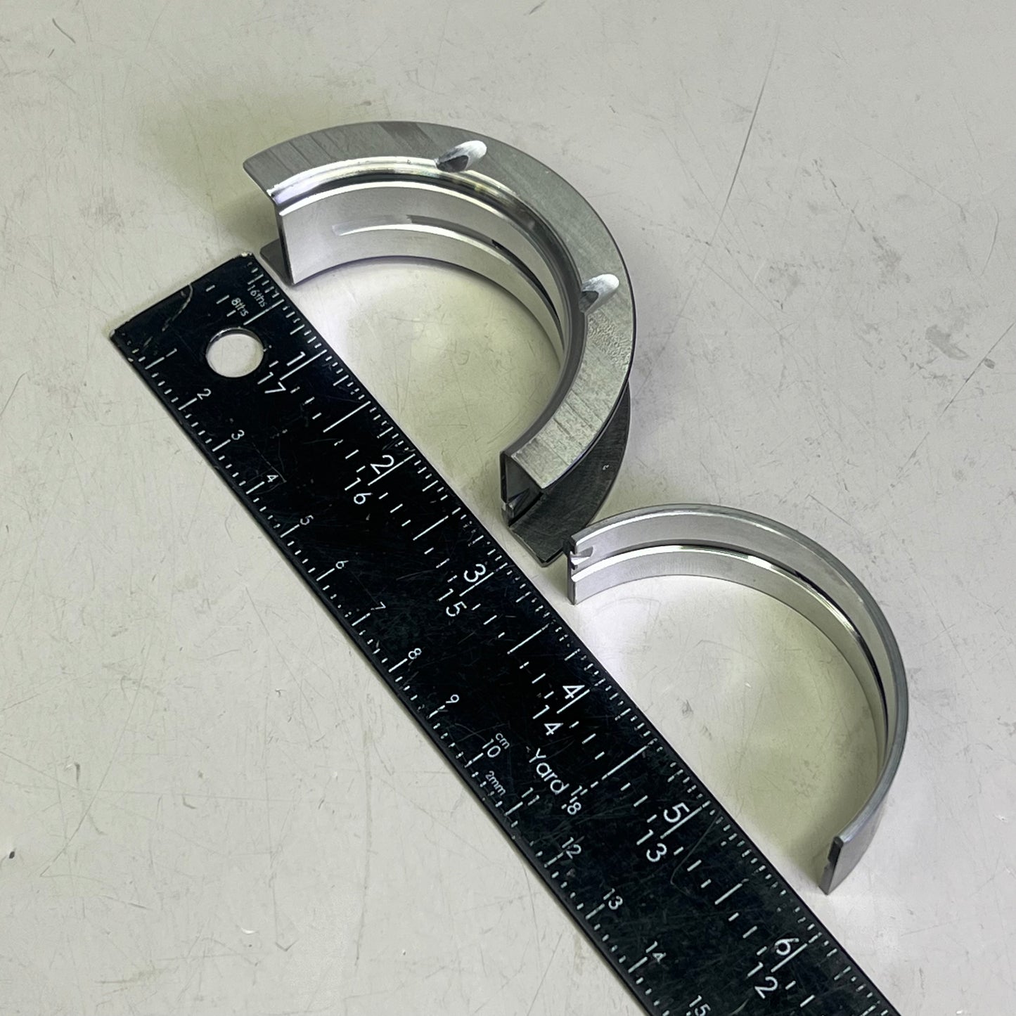 MAHLE Clevite AL-Series Crankshaft Main Bearings Set Made In USA MS-1983A-10