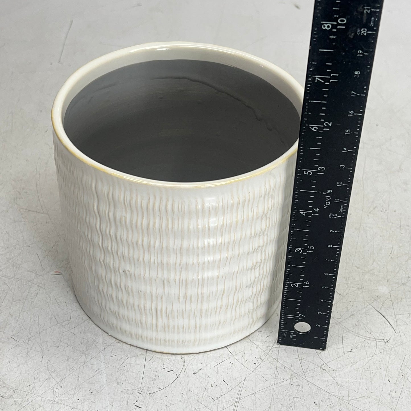 SILVER TREE Glazed Ripple Ceramic Plant Pot  6.5" x 5" Crème/Oatmeal A11032