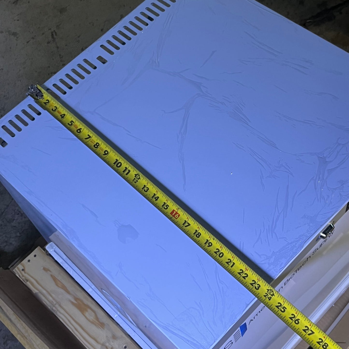 ZA@ ABS Premier Undercounter Freezer 1.7 cu ft. R600A (New Other, Cosmetic Damage)