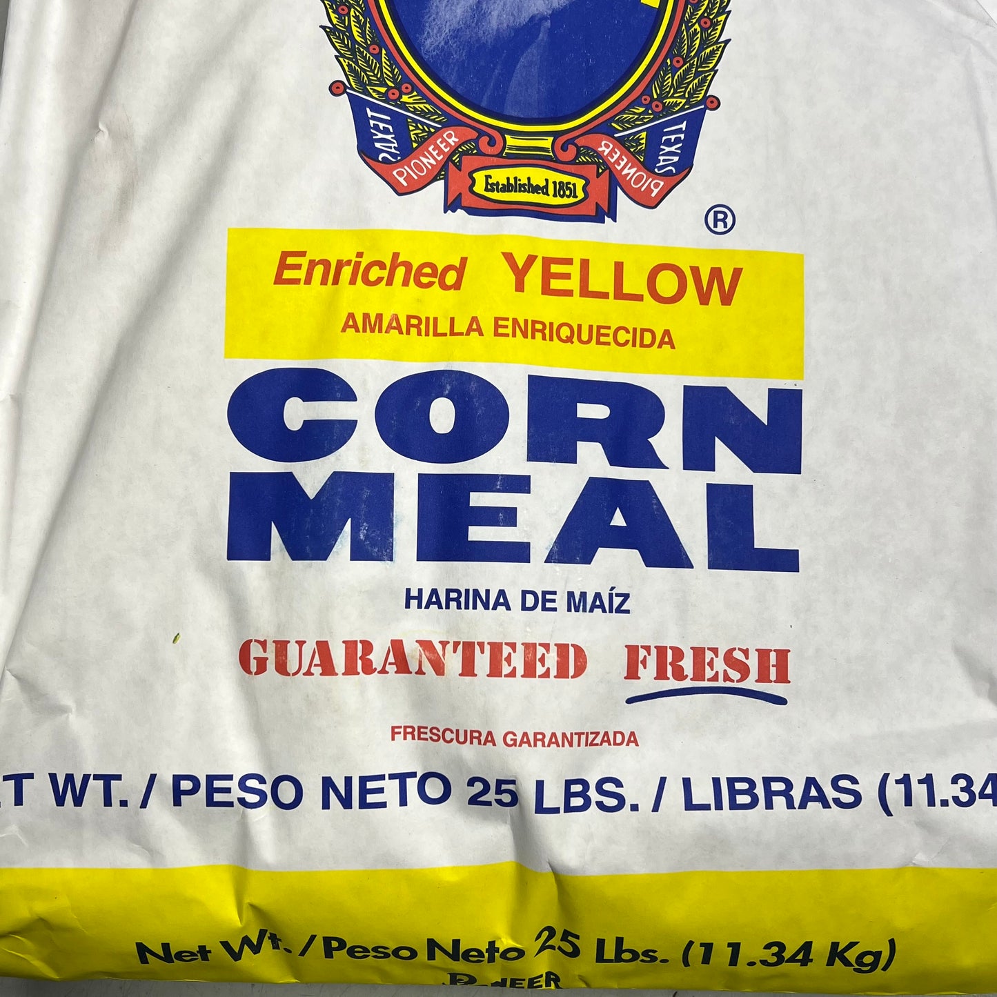 ZA@ PIONEER  Enriched Yellow Corn Meal Ingredient 25 lb Bag Yellow C
