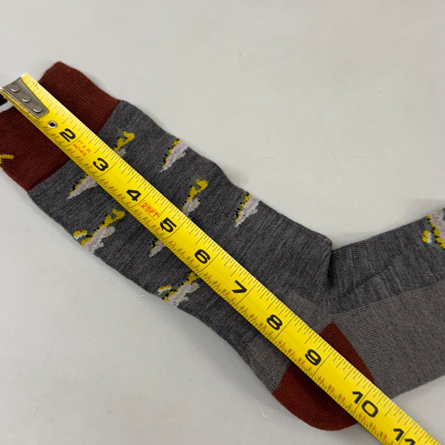 DARN TOUGH Lifestyle Fish Socks Crew Lightweight Merino Wool Men SZ XL 12.5-14.5 Taupe