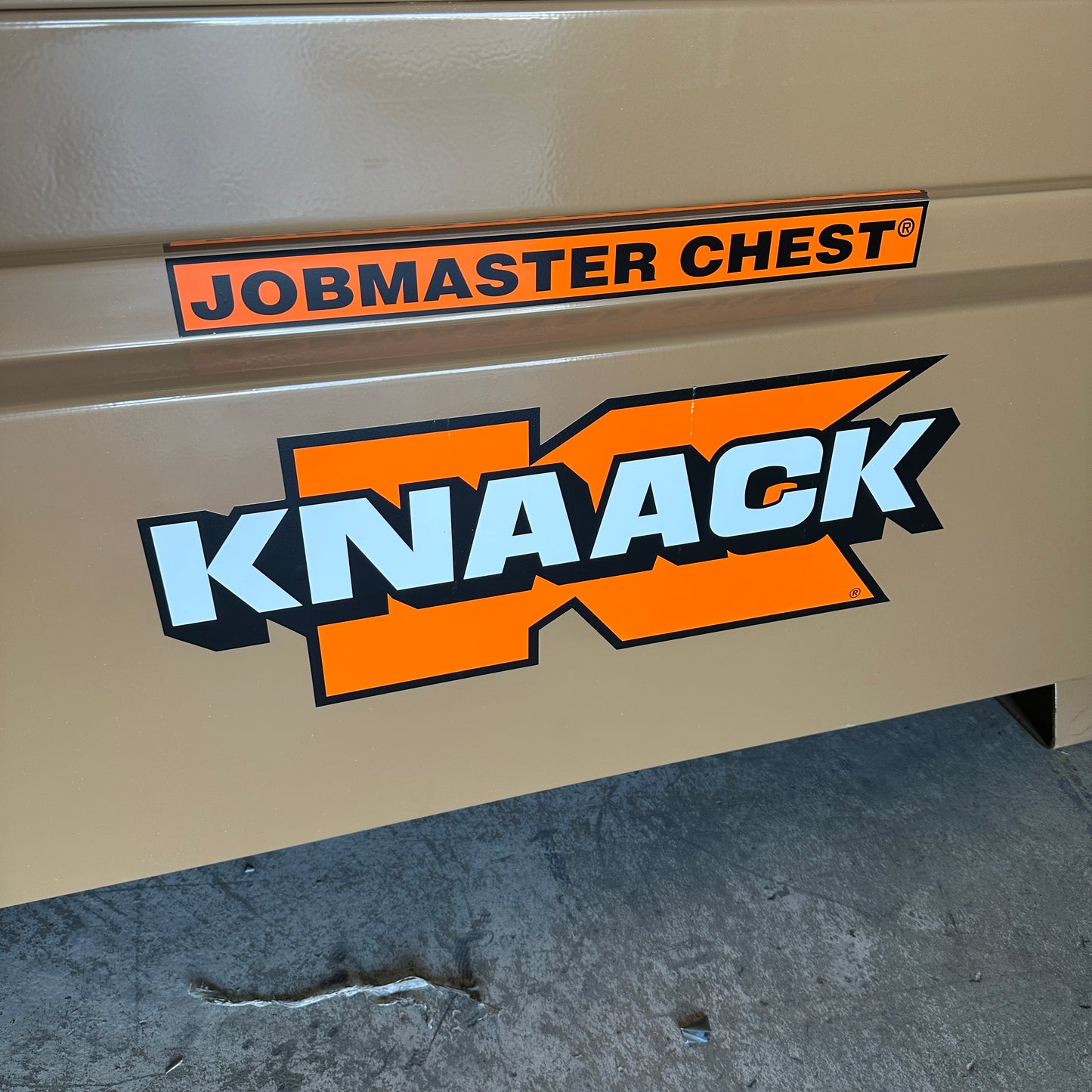 KNAAK Jobmaster Chest 16 cu. ft. Tan 4824