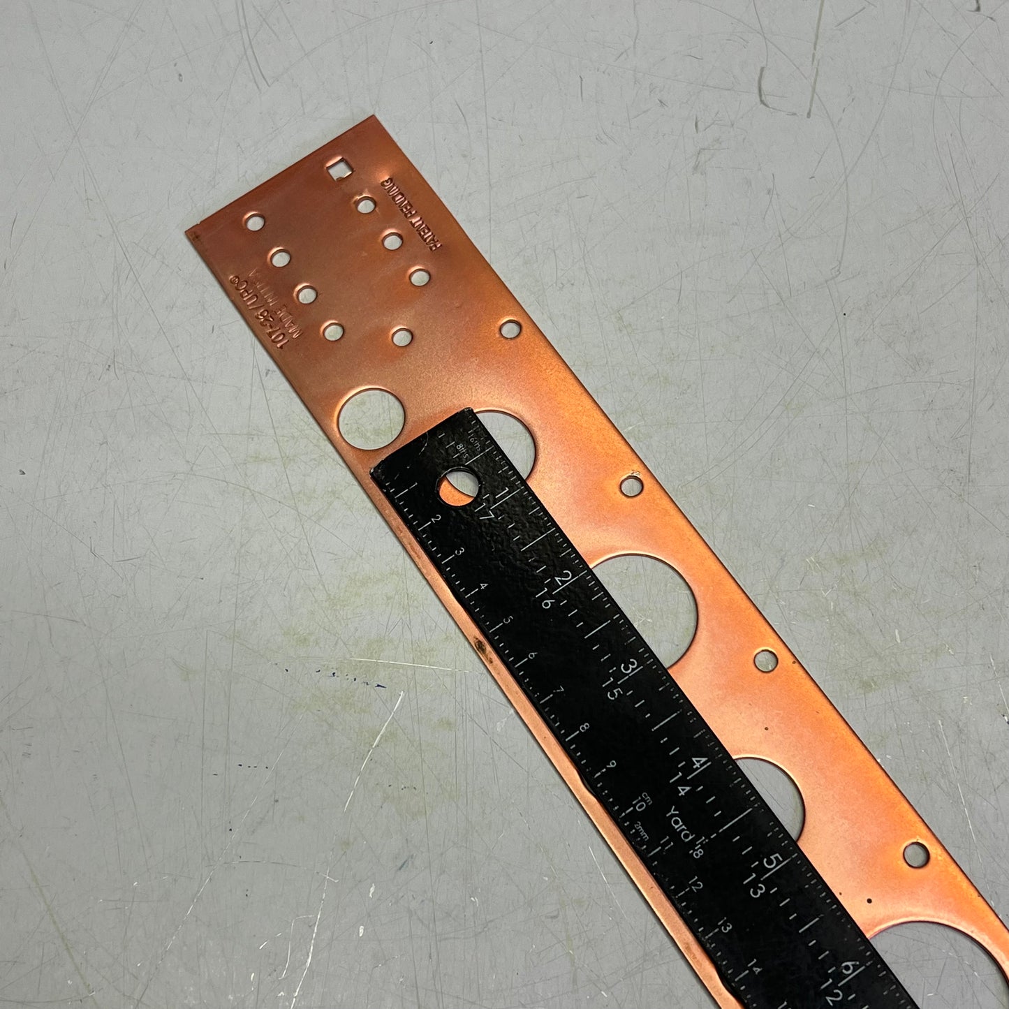 HOLDRITE (10 PACK) Heavy Gauge Copper Stub Bracket 1/2",3/4",1-1/4" 26" L  107-26