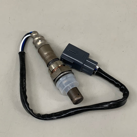 DENSO Oxygen Sensor for Lexus & Toyota 2349021
