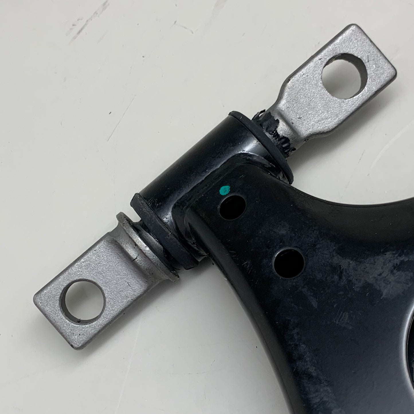 CTR Front Right Lower Control Arm and Ball Joint Assembly for Hyundai & Kia CQ0355X