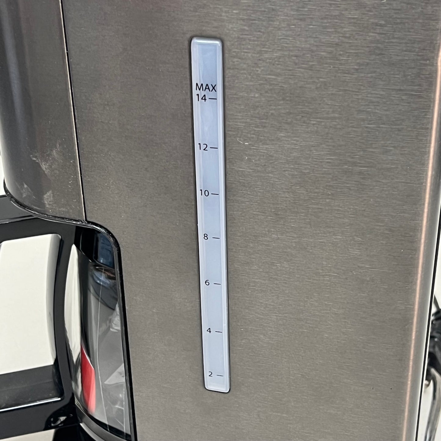 CUISINART Backlit LED Programmable Coffee Maker 14 Cup DCC-3200BK (Used)