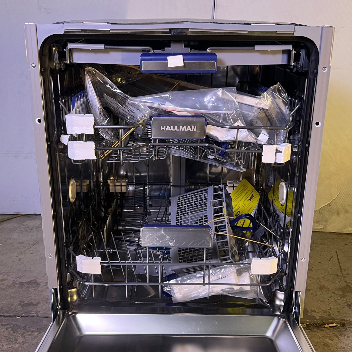 HALLMAN 24-in Top Control Built-in Dishwasher with Third Rack 24" White HDW24PW