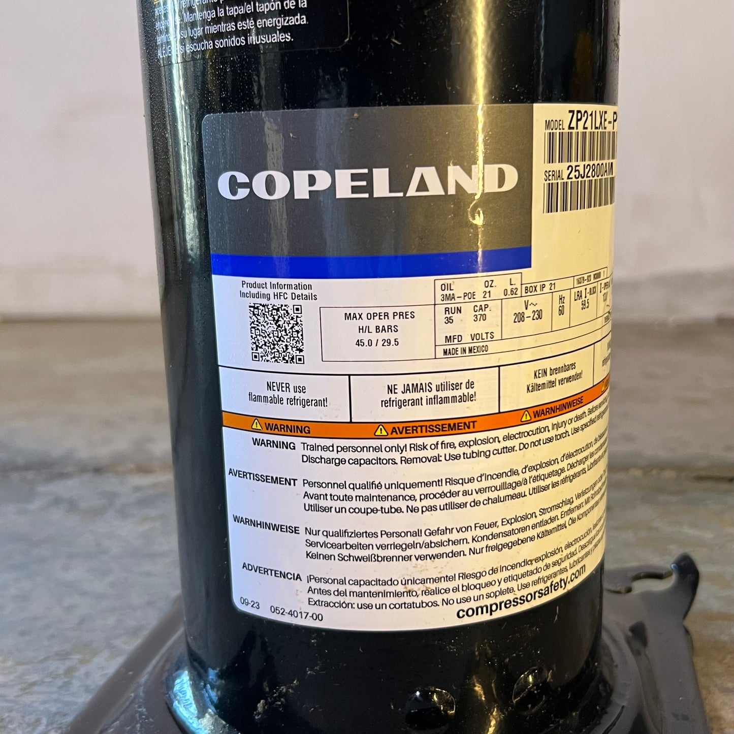 COPELAND Compressor 208/230V Sz 9"L x 9"W x 15"H, Black ZP21LXE-PFV-800