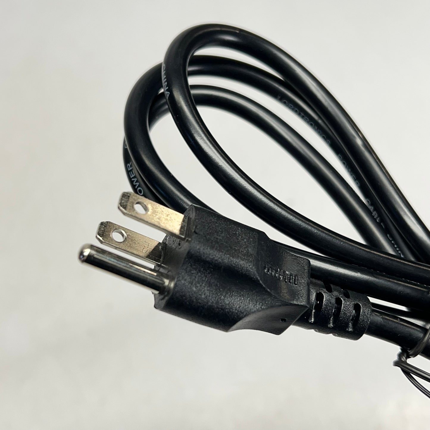 TEK SHACK (3 PACK) Universal 3 Prong Ac Laptop Power Cord 5' 125V X0049OUPJP