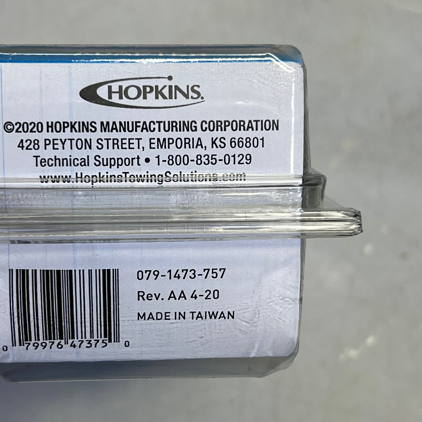 HOPKINS (2 PACK) 7 Blade To 5 Flat Adapter W/ Dust Cover Black 47375
