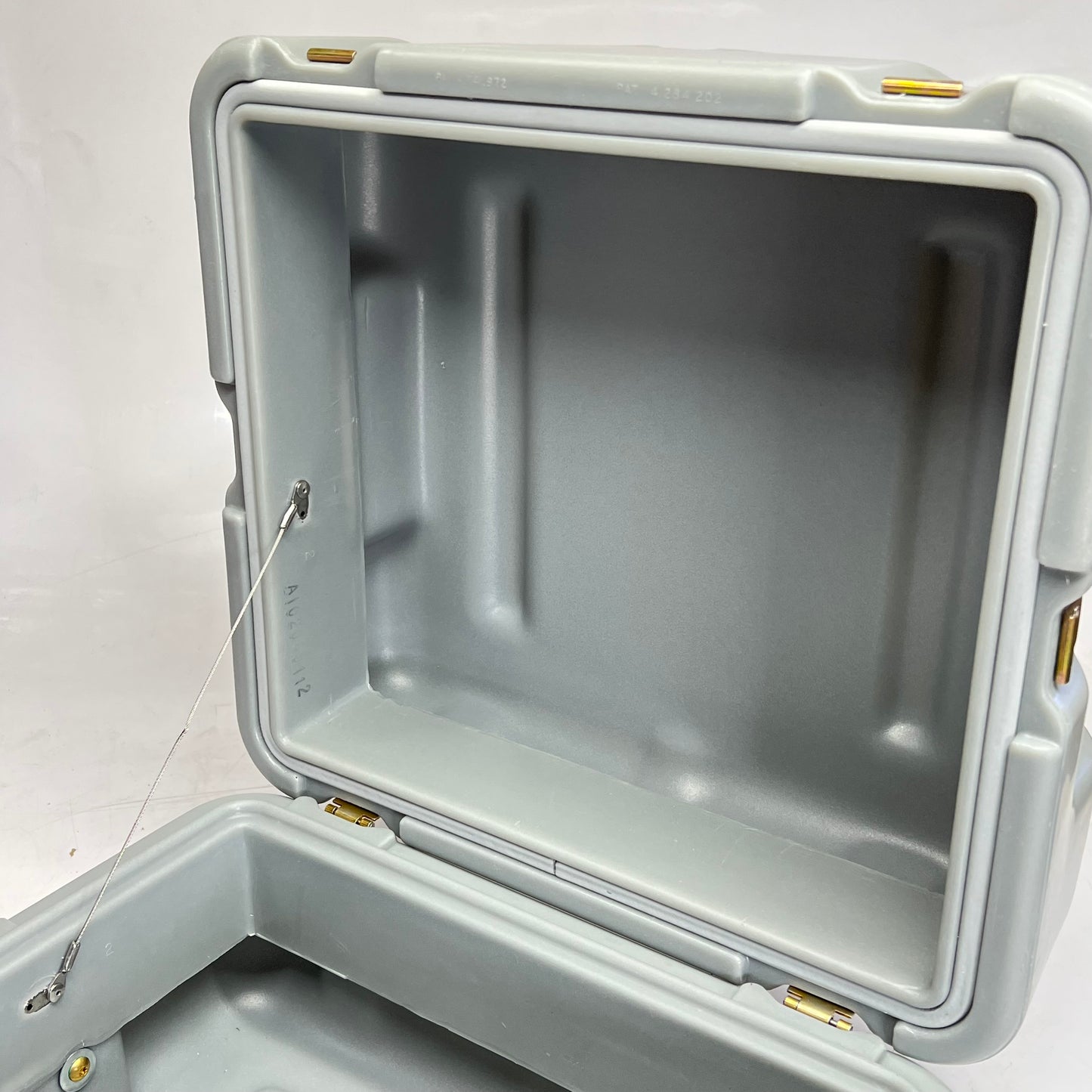 PELICAN  Hardigg Industrial Transit & Storage Case W/ Breather Valve Grey (Used)