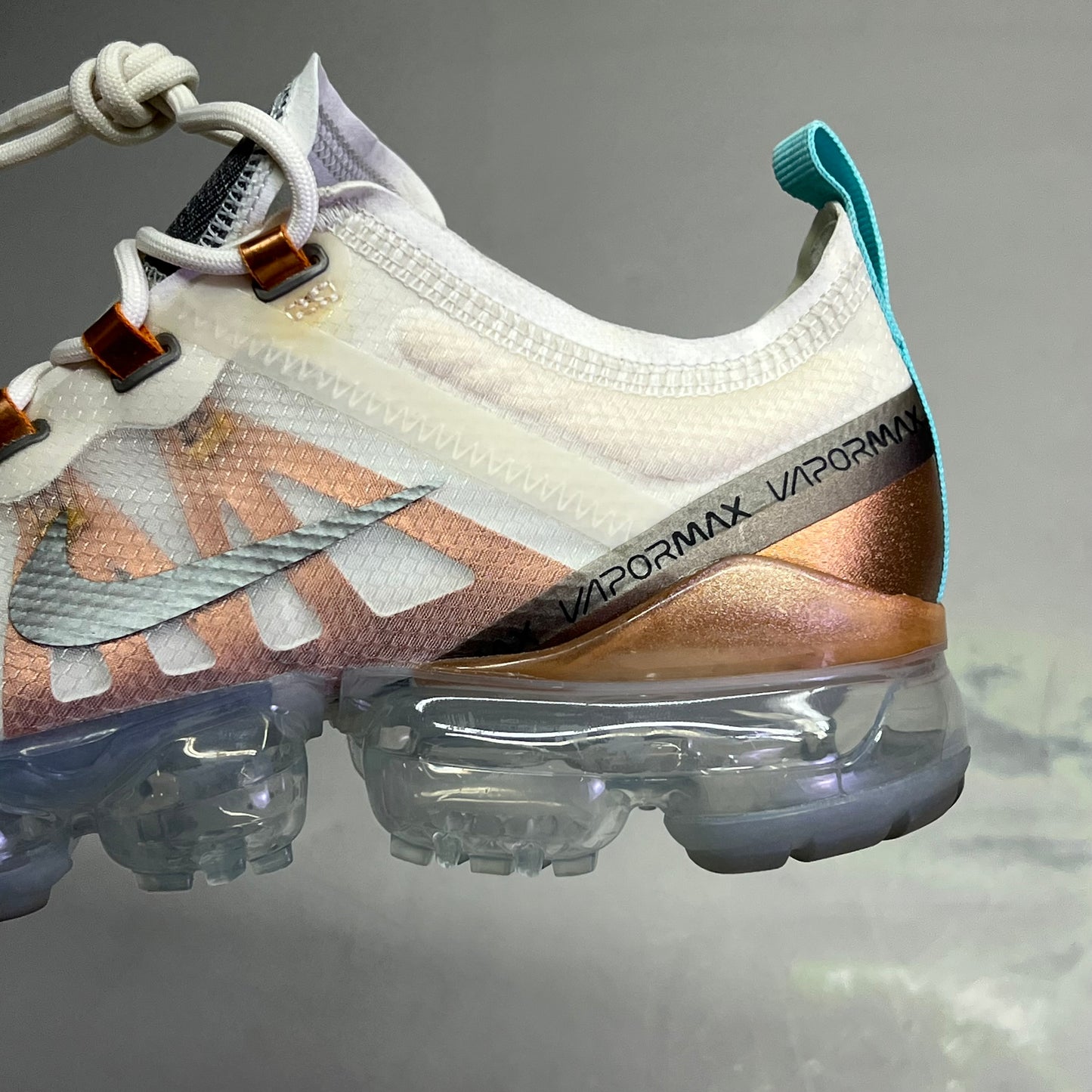 NIKE Air Vapor Max 2019 SE Phantom Metallic Pewter Women's Sz 8.5 (Pre-Owned)