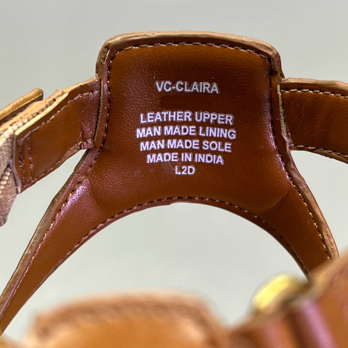 VINCE CAMUTO Leather Studded Gladiator Sandals Women's Sz 9.5M Caramelo VC-Claira