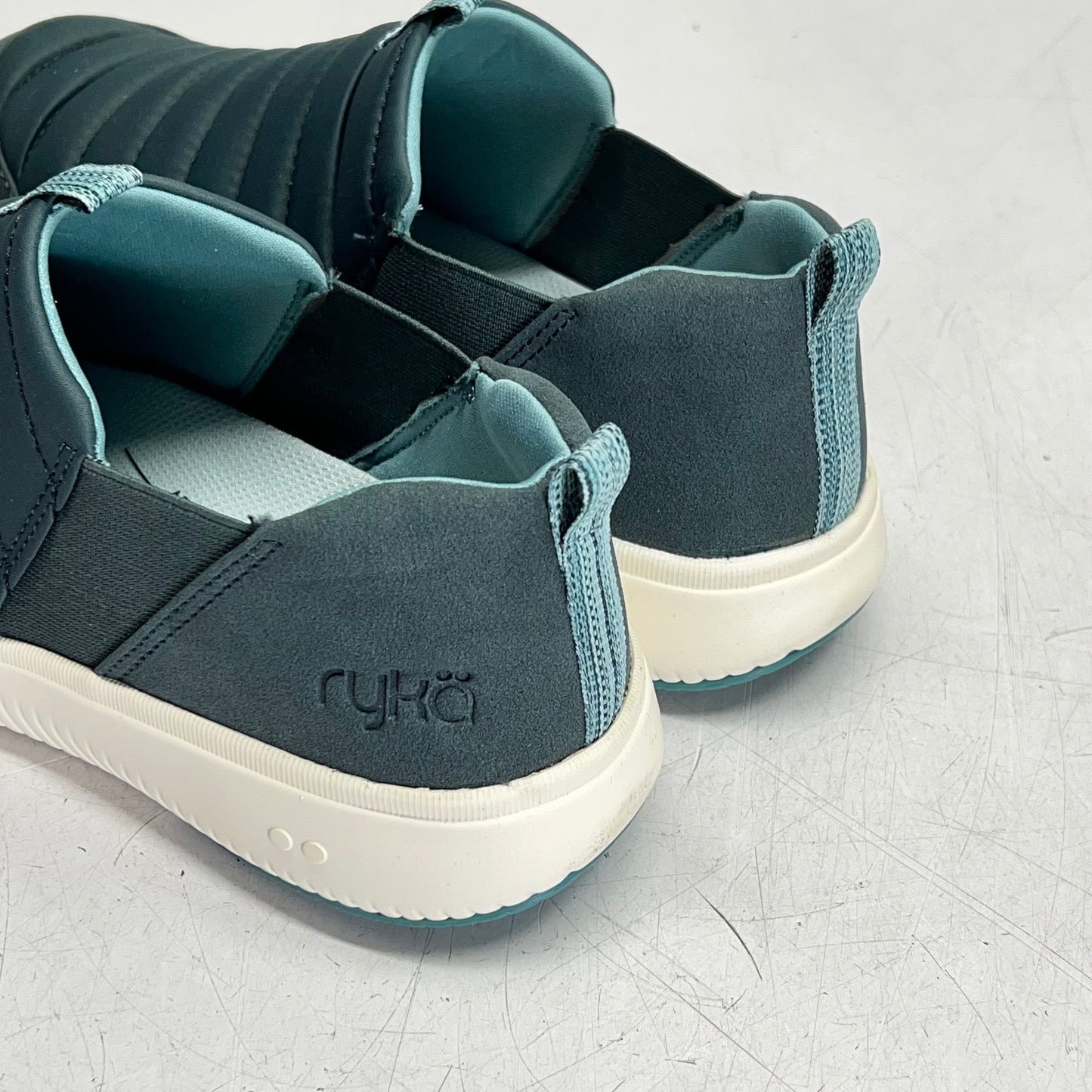 RYKA Quilted Slip-on Pursuit Sneaker Arch Support  Women's Sz 11W Dark Sea Green