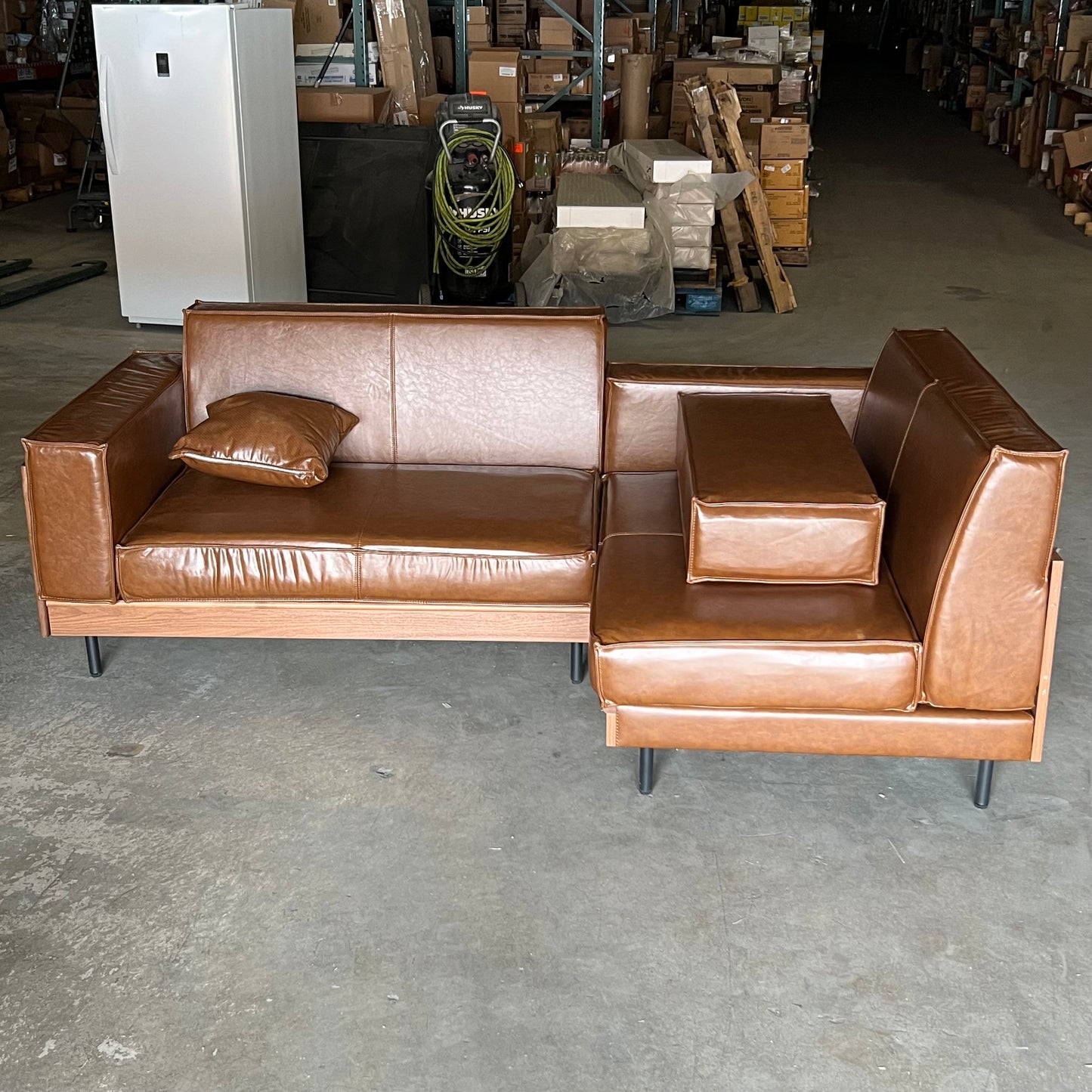 Leather Sectional Sofa 92"L x 55"W x 33"H Brown (New Other)