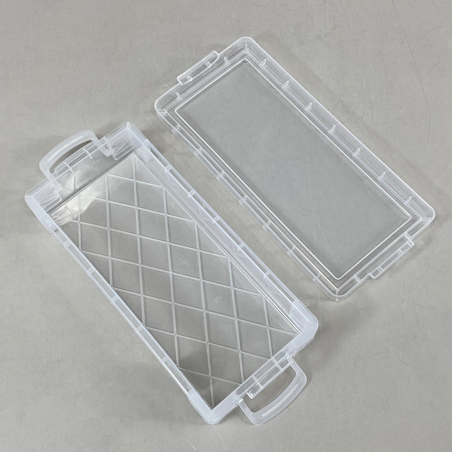 ADVANTUS (16 Pack) Super Stacker® Pencil Box Transparent Clear 091141403096