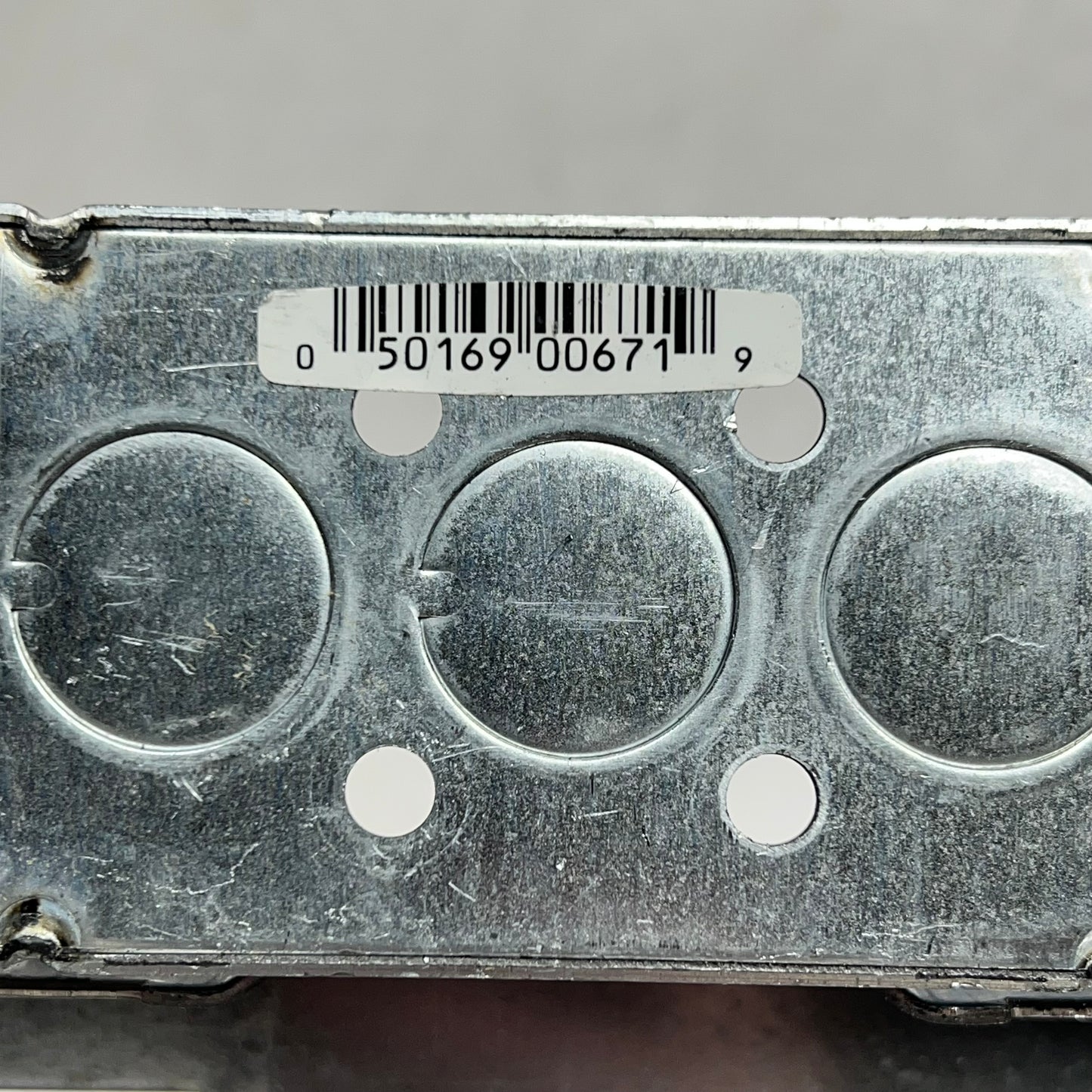 HUBBEL RACO Handy Box Pre-galvanized Steel 2-1/8" Deep - 4"x2" Silver 671